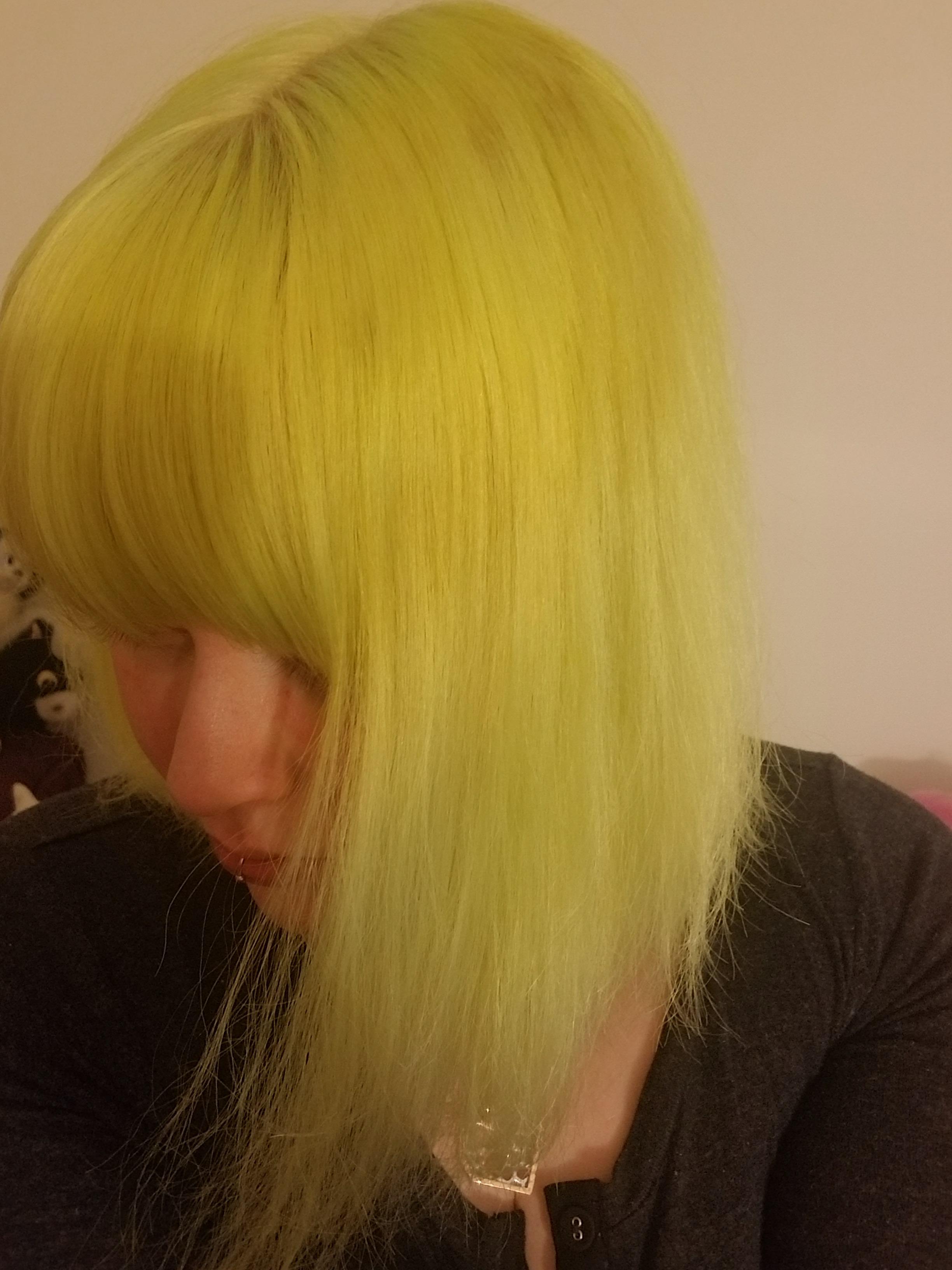 What's the best way to achieve a neon yellow and get the copperish