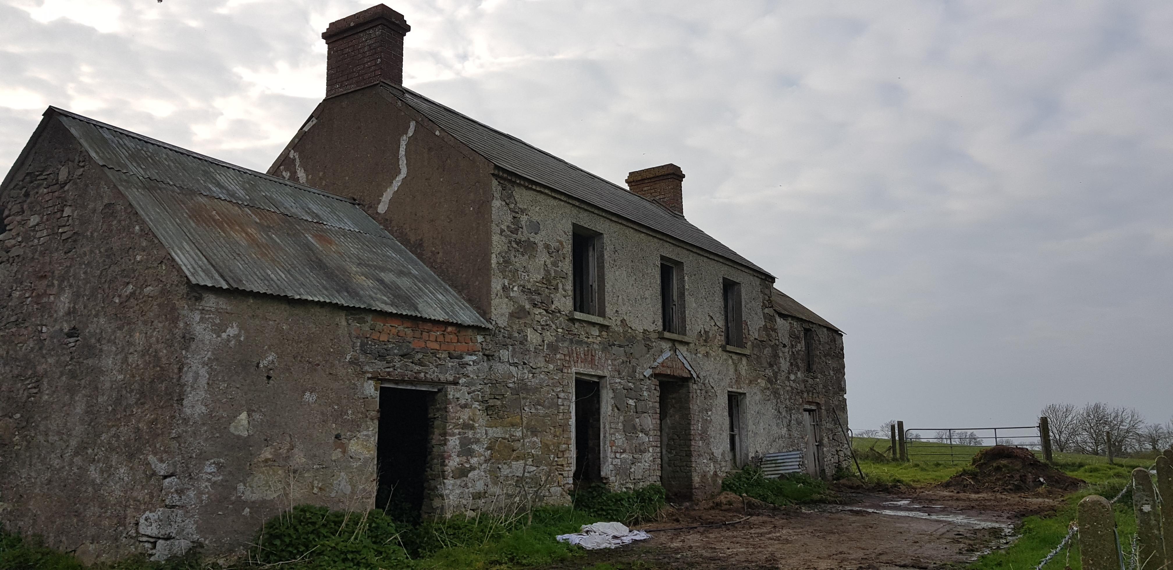 Abandoned Farm House In Ireland r/AbandonedPorn