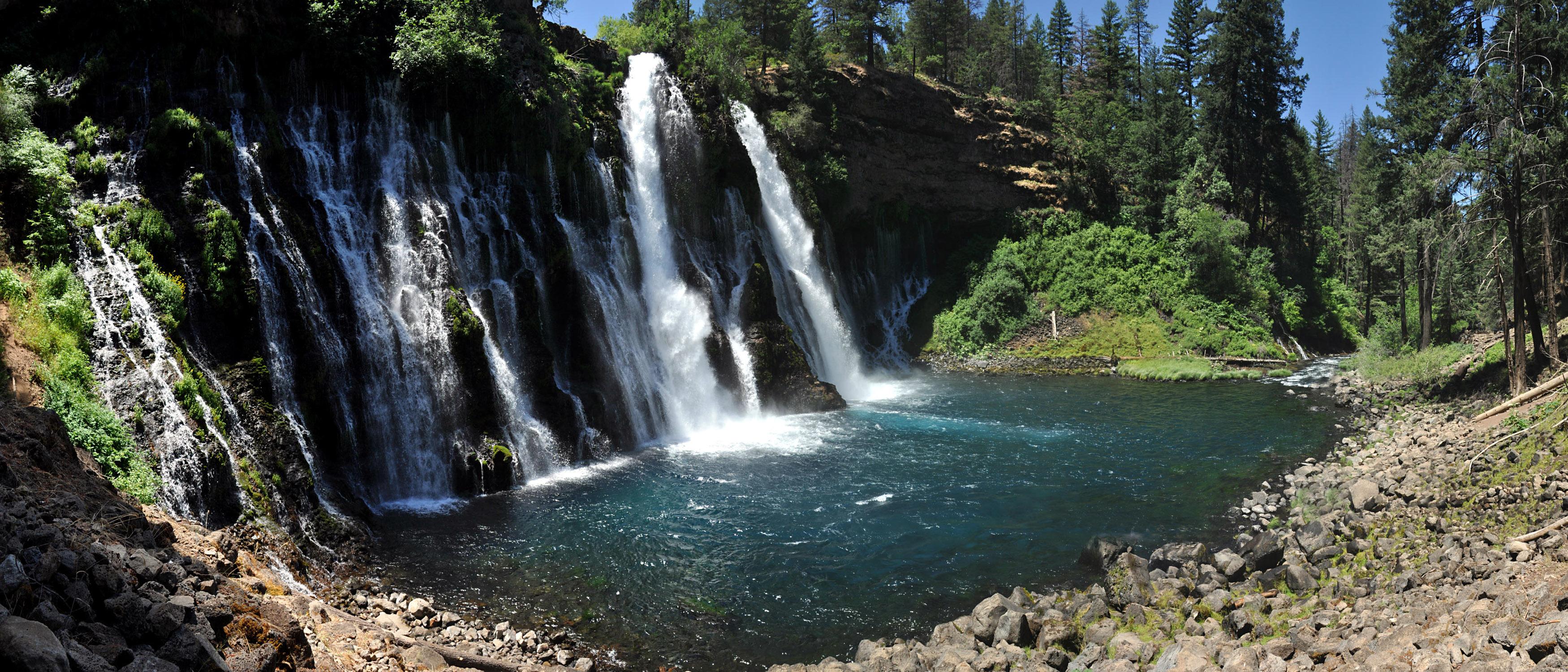 McArthurBurney Falls, California [3500x1500][oc] r/EarthPorn