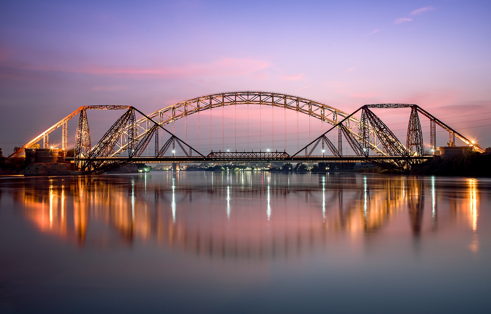 Lansdowne Bridge,Sukkur Completed 1889 r/pakistan