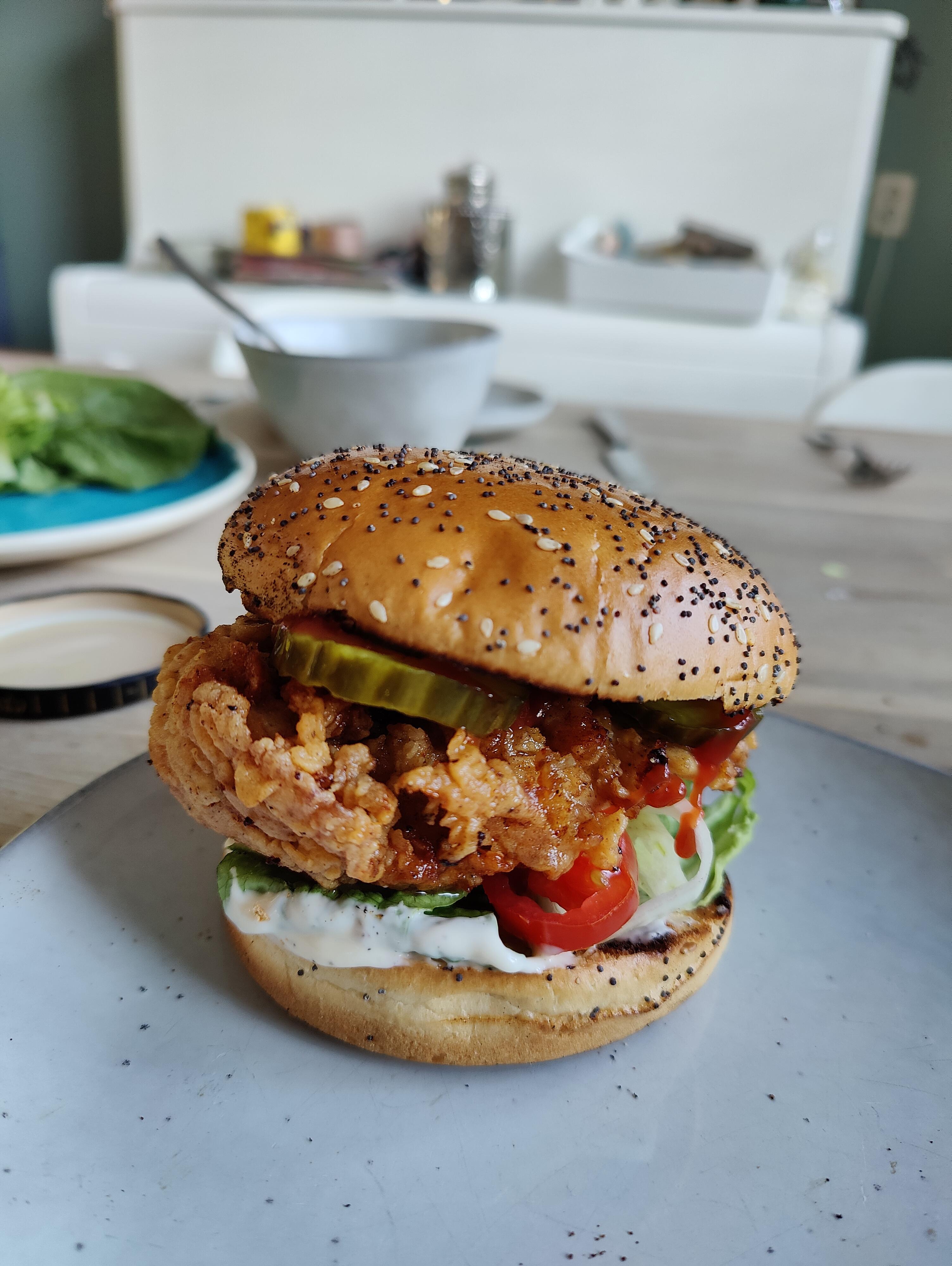 [Homemade] Crispy Buttermilk Fried Chicken Burger on a brioche bun with some lettuce, tomato