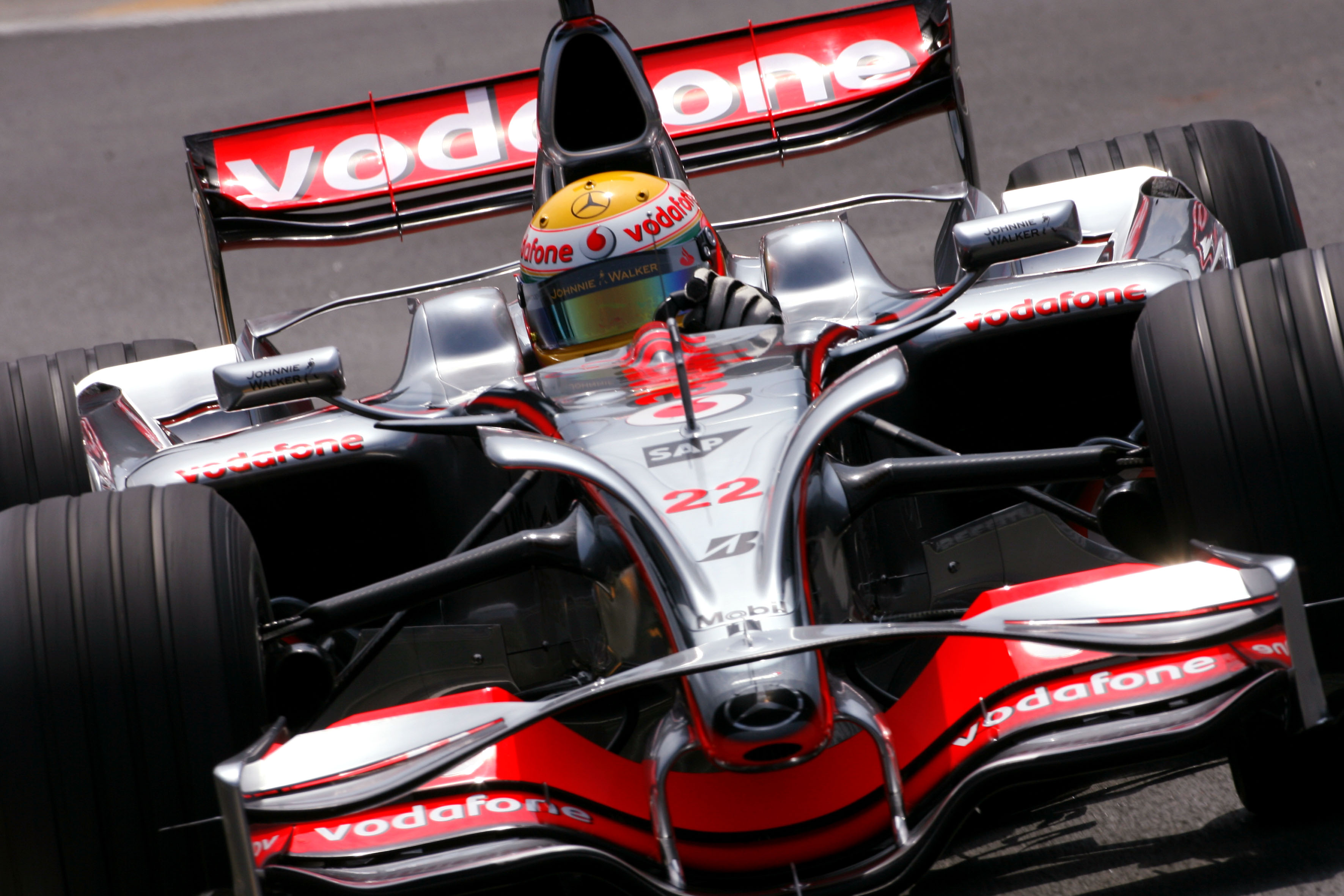 Lewis Hamilton (McLaren MP423), 2008 Brazilian GP [3543x2362] r/F1Porn