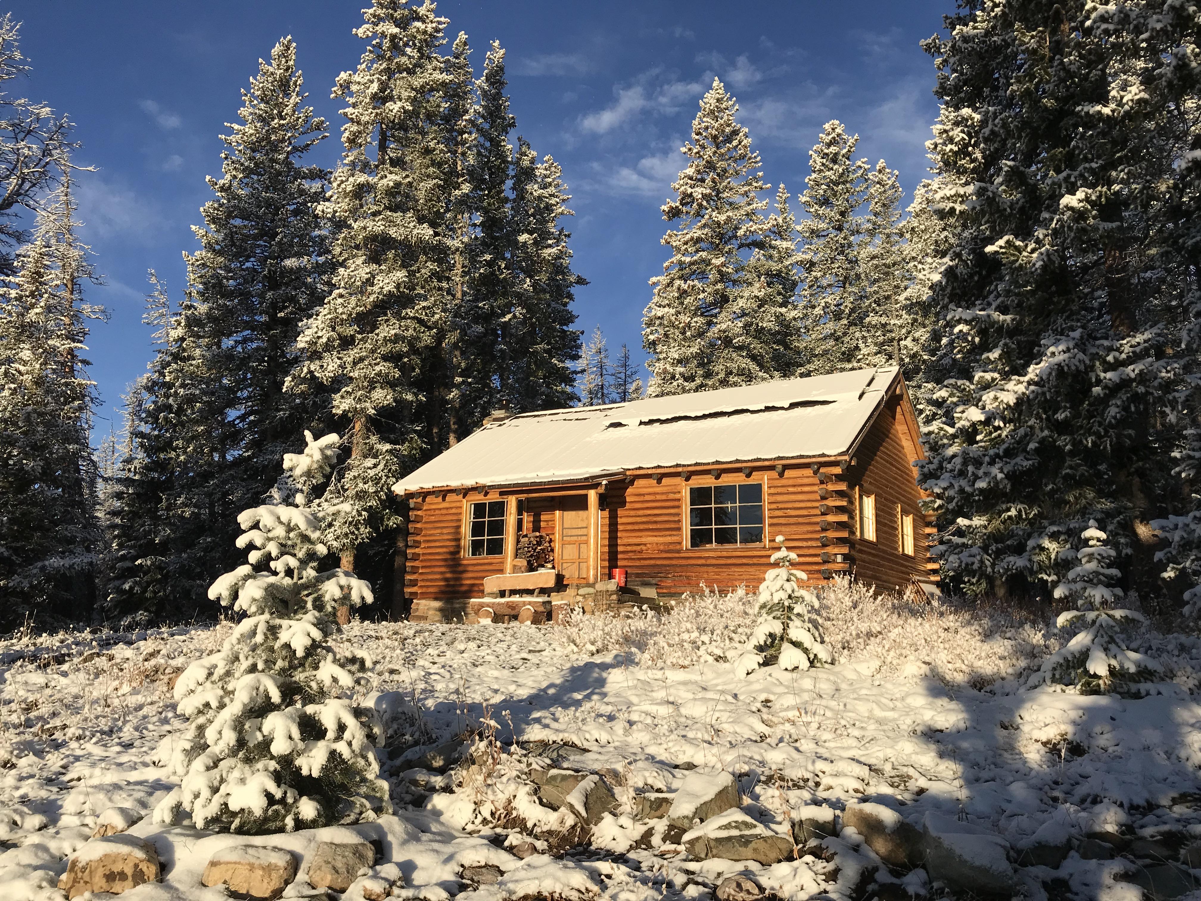 Winter arrived at the cabin r/cabins
