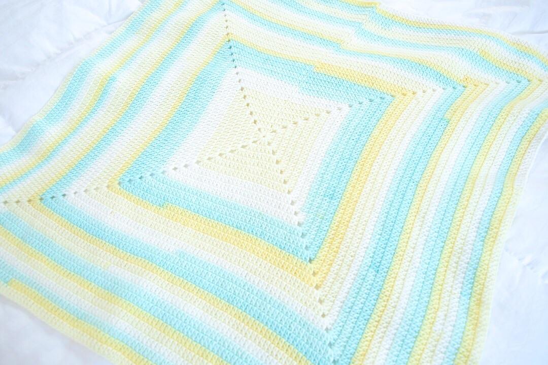 Caron Baby Cakes Knitting Patterns