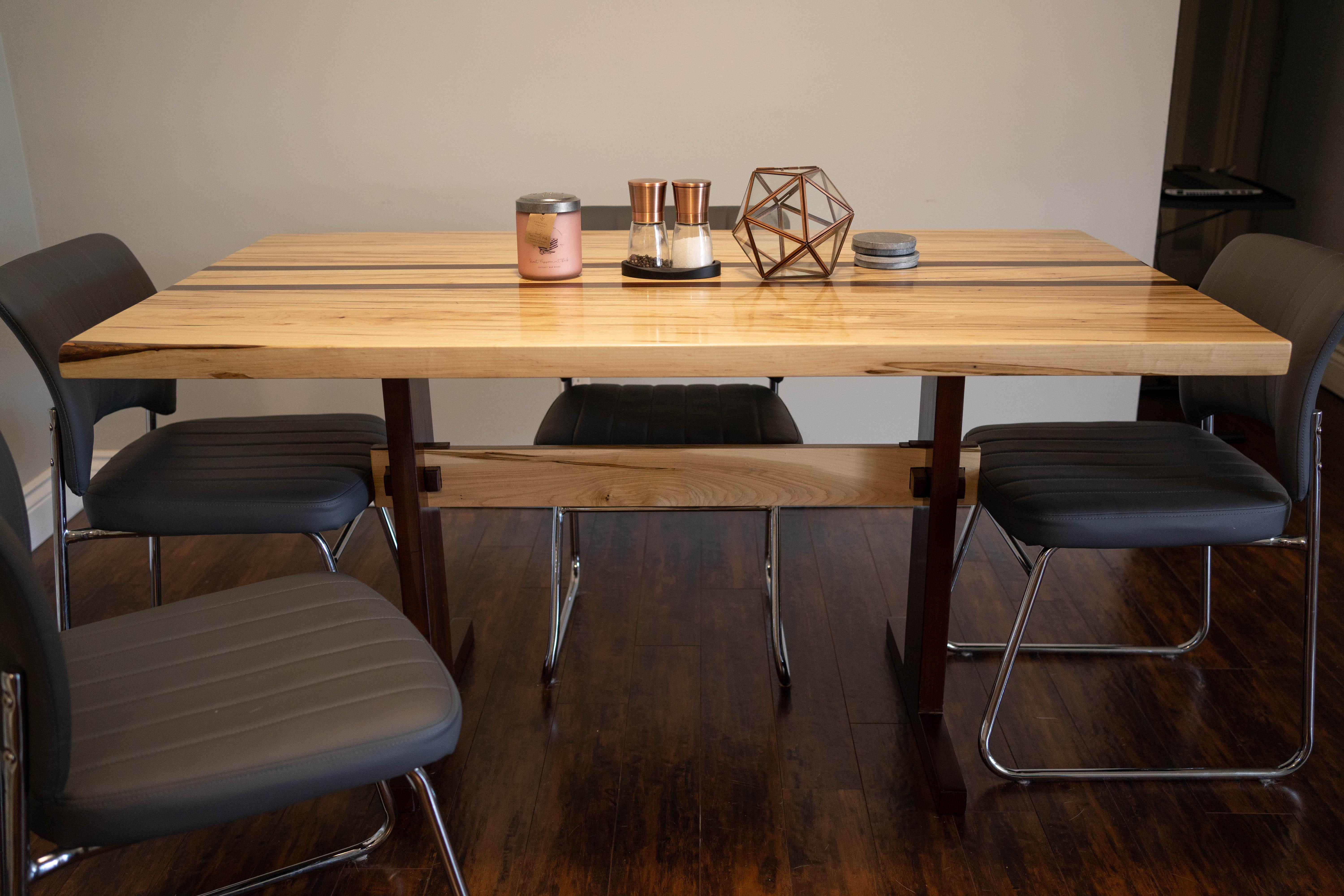 Finally done my kitchen table. It's my 2nd table build (first one