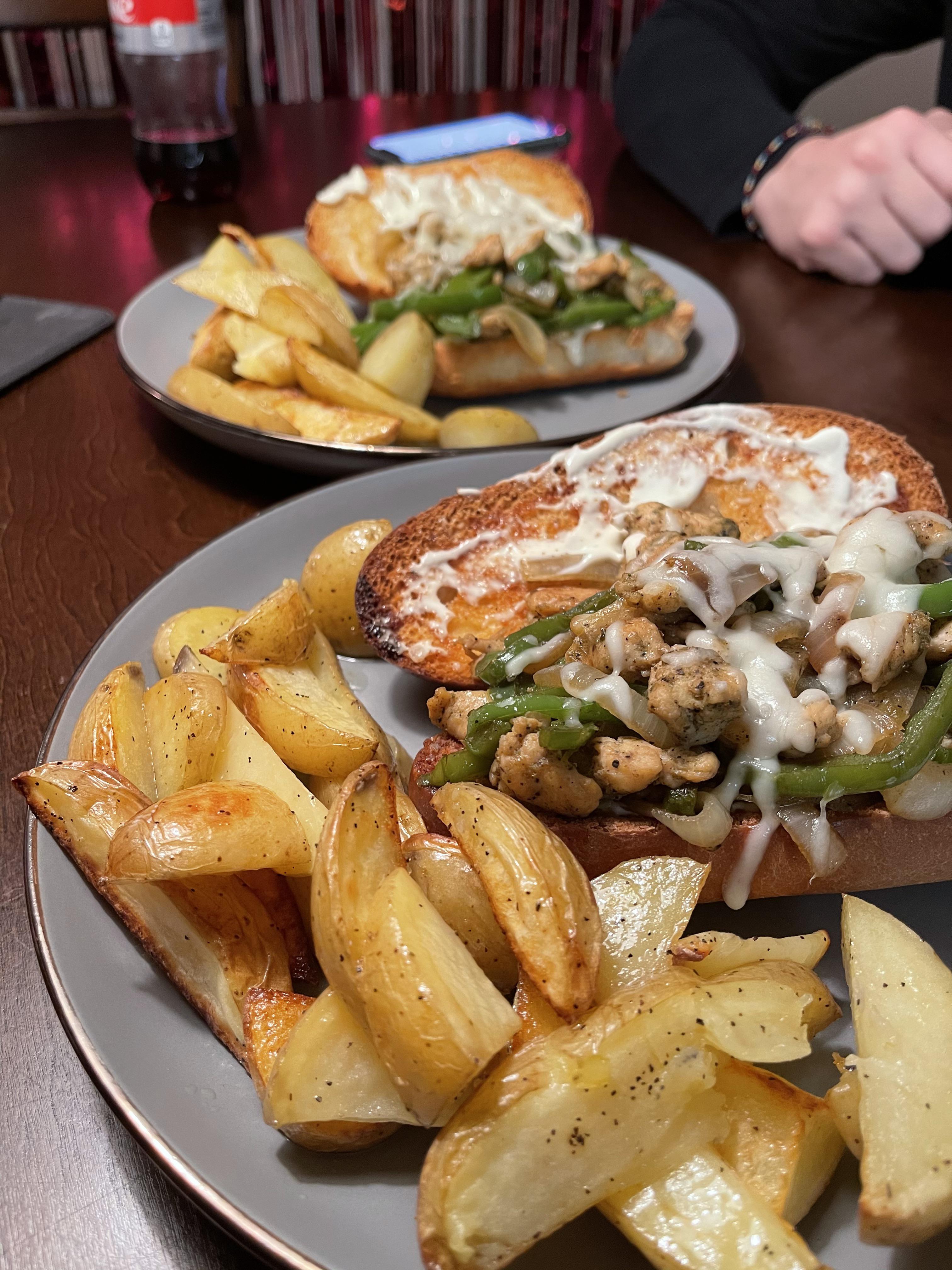 Italian Chicken and Pepper Sandos r/hellofresh