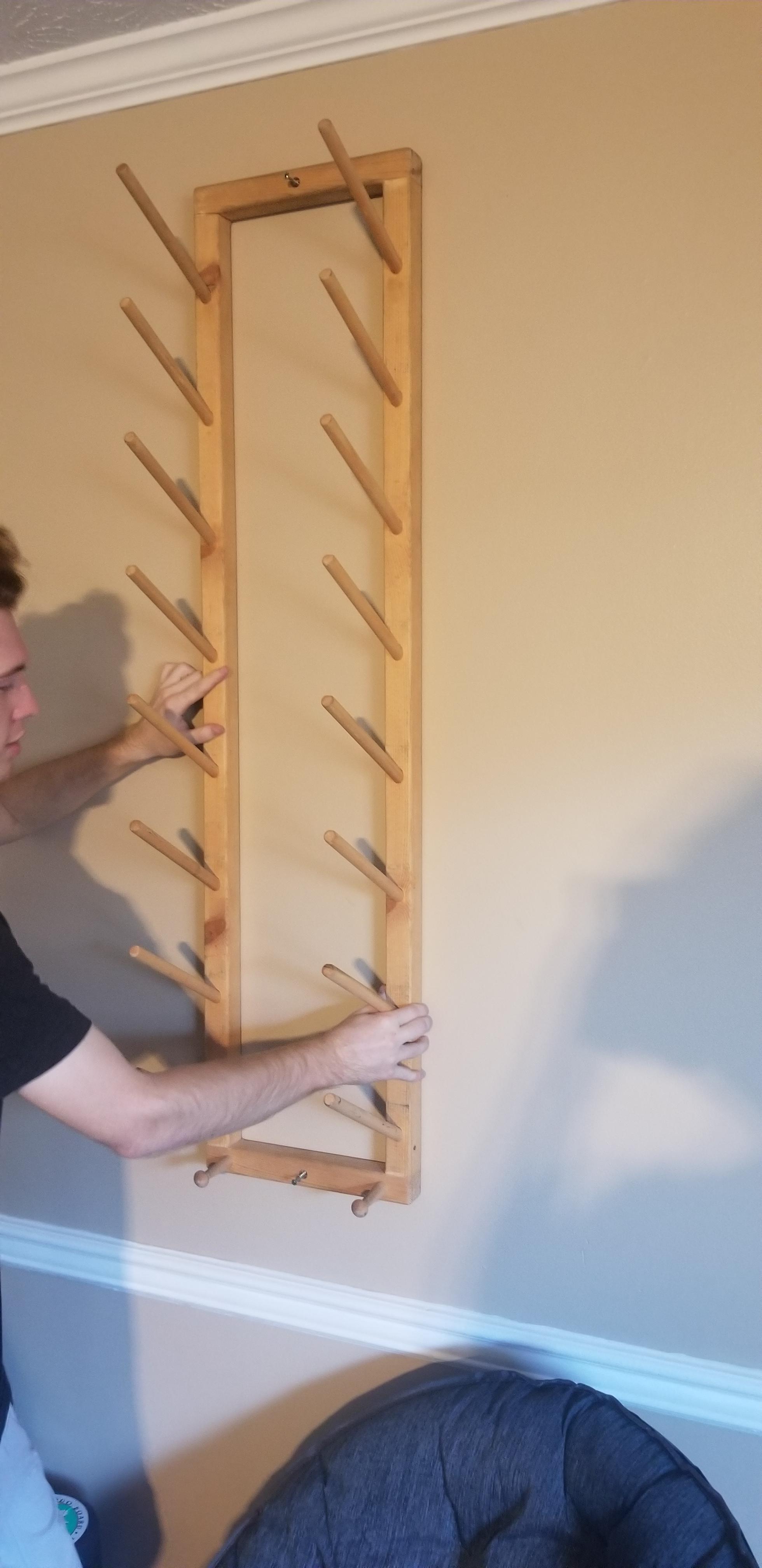 how to stick this to the wall without drilling, and have it support