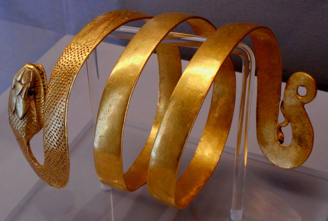 Gold bracelet from the “House of the Faun”, Pompeii. Worn on the arm rather than the wrist, the
