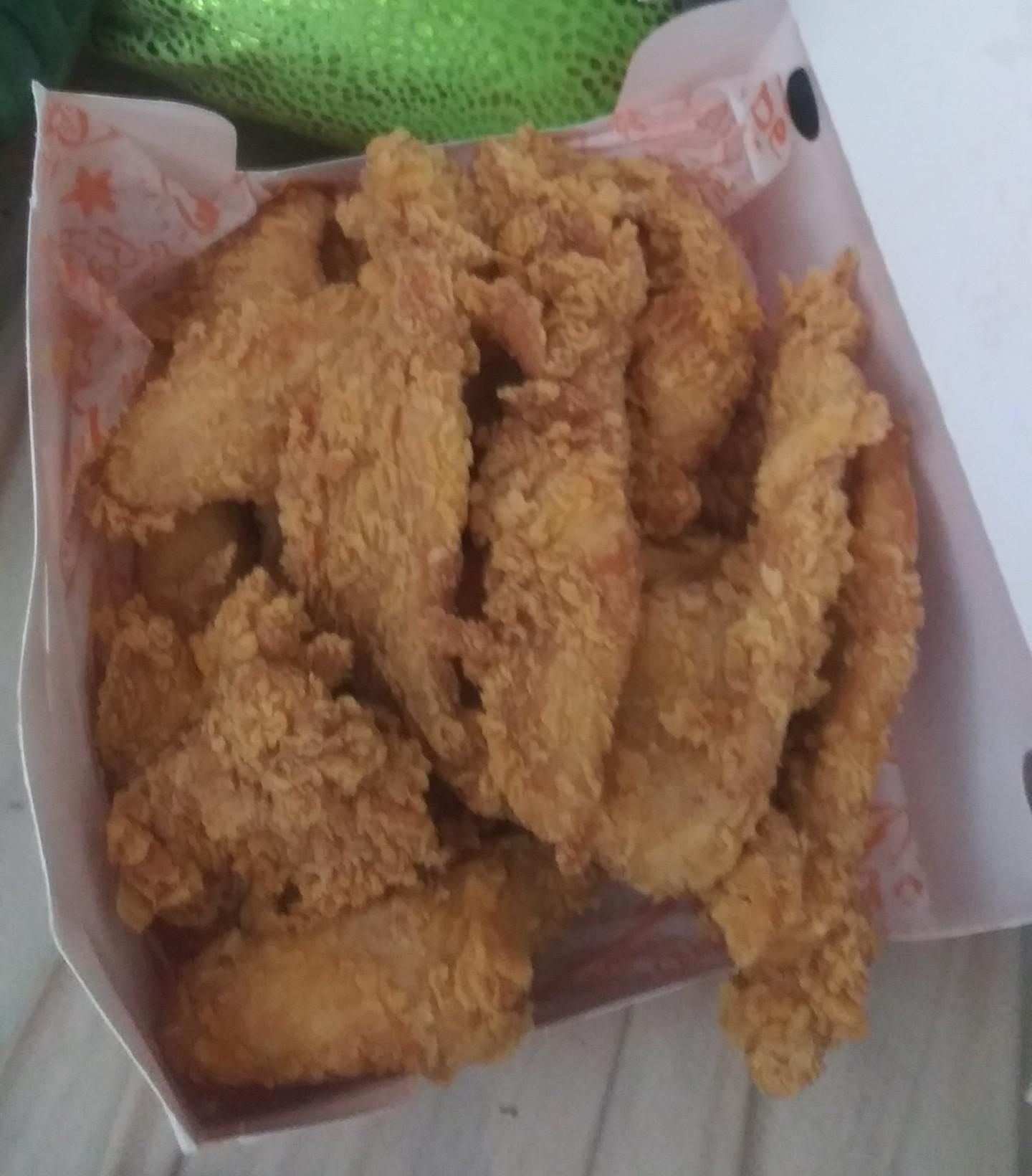 "5Piece" Chicken Tenders Popeyes gave me just before closing actually has 10 pieces r