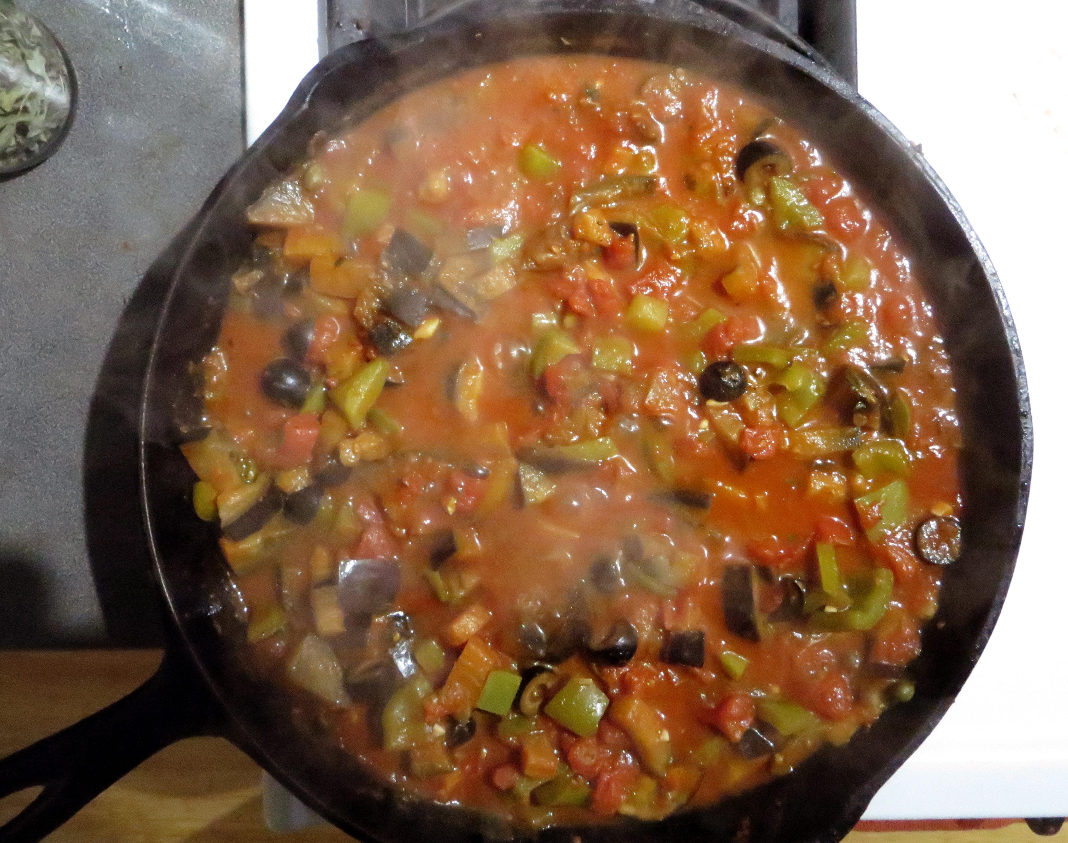 Eggplant pasta sauce r/vegetarian