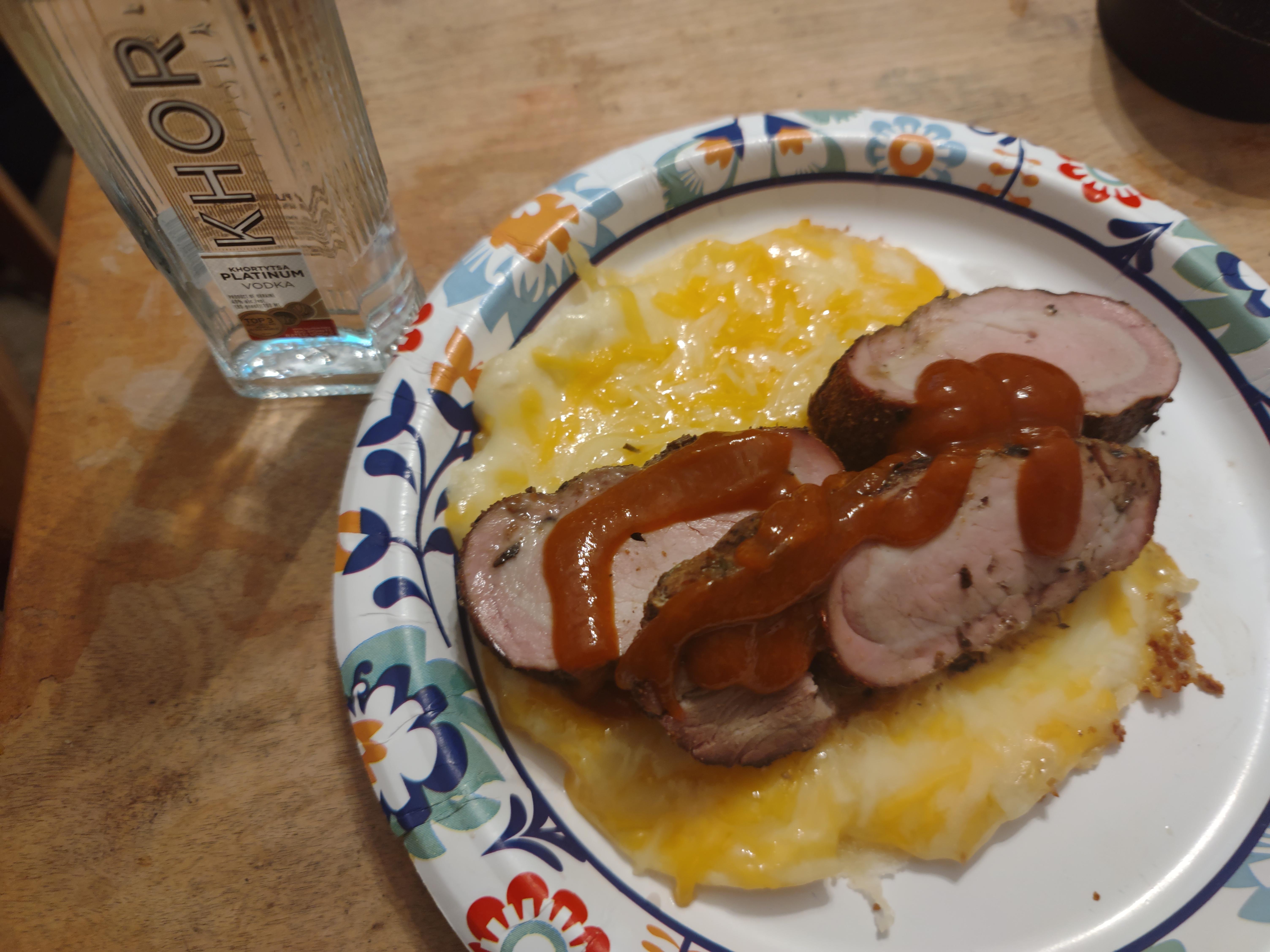 Paper plates are glutenfree r/SandwichGore