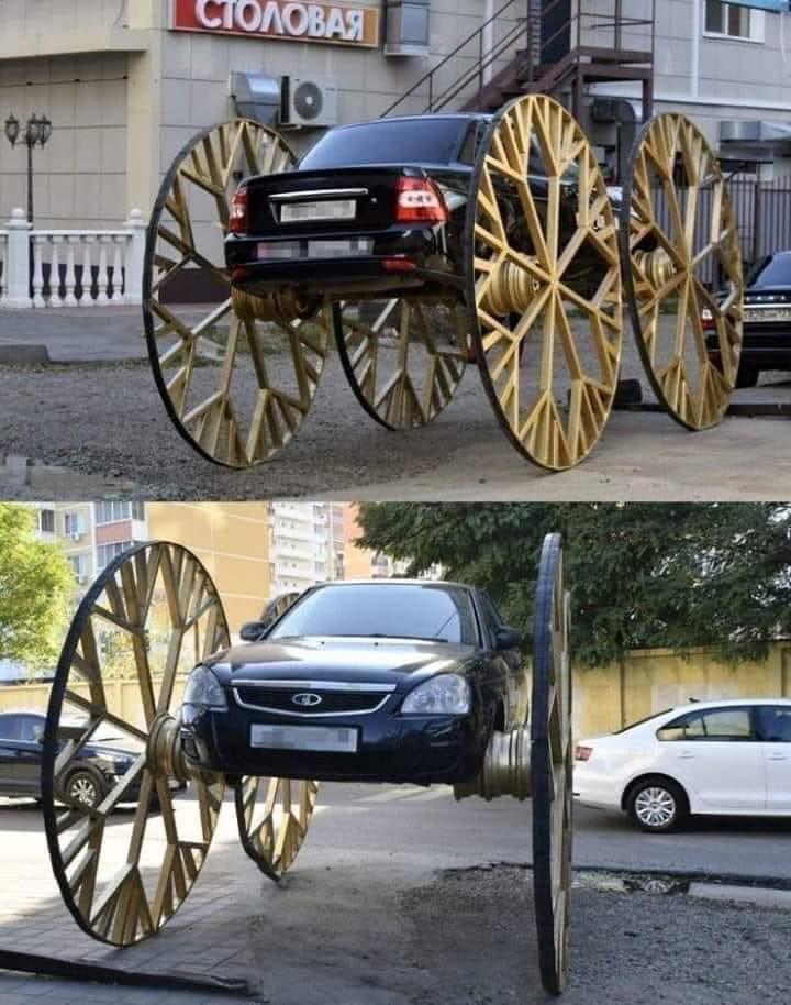 Wagon wheels on a car