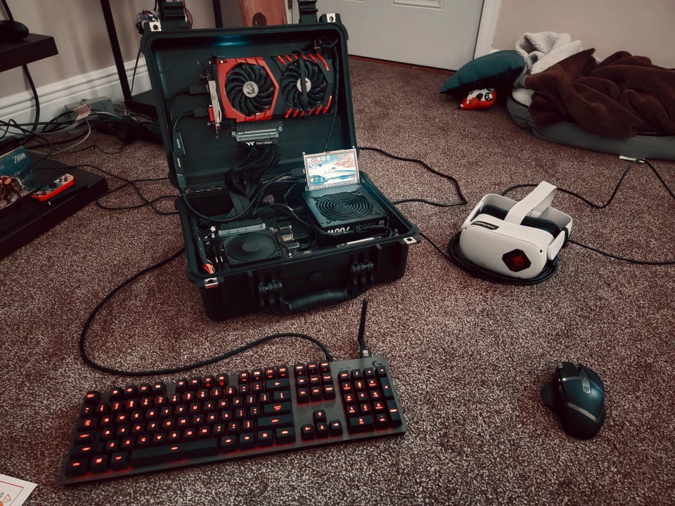 Portable Pelican VR Cyberdeck Mini PC Build with 5 Inch Mini Monitor by