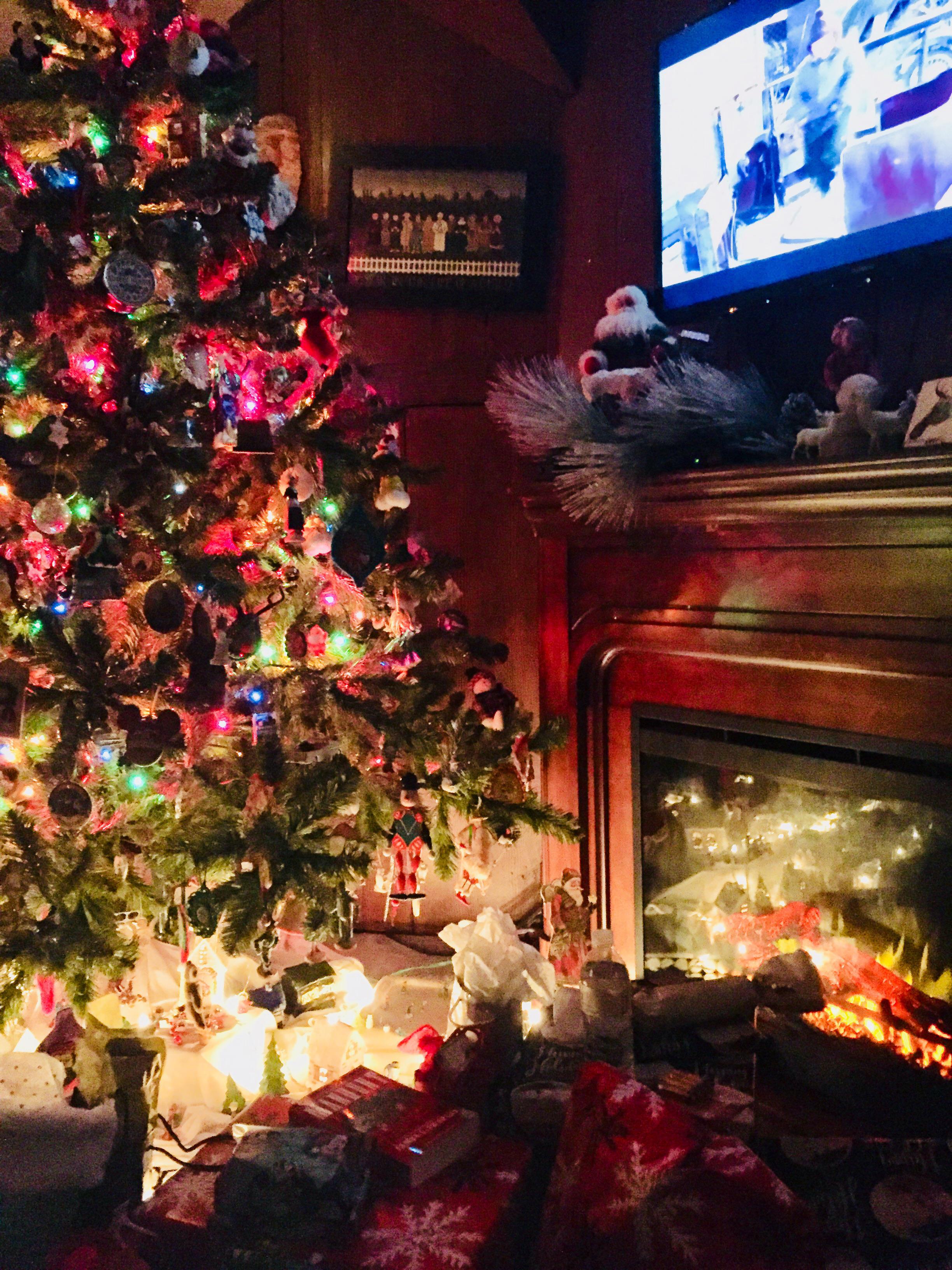 Every year on Christmas Eve night I take a picture of the magic. This