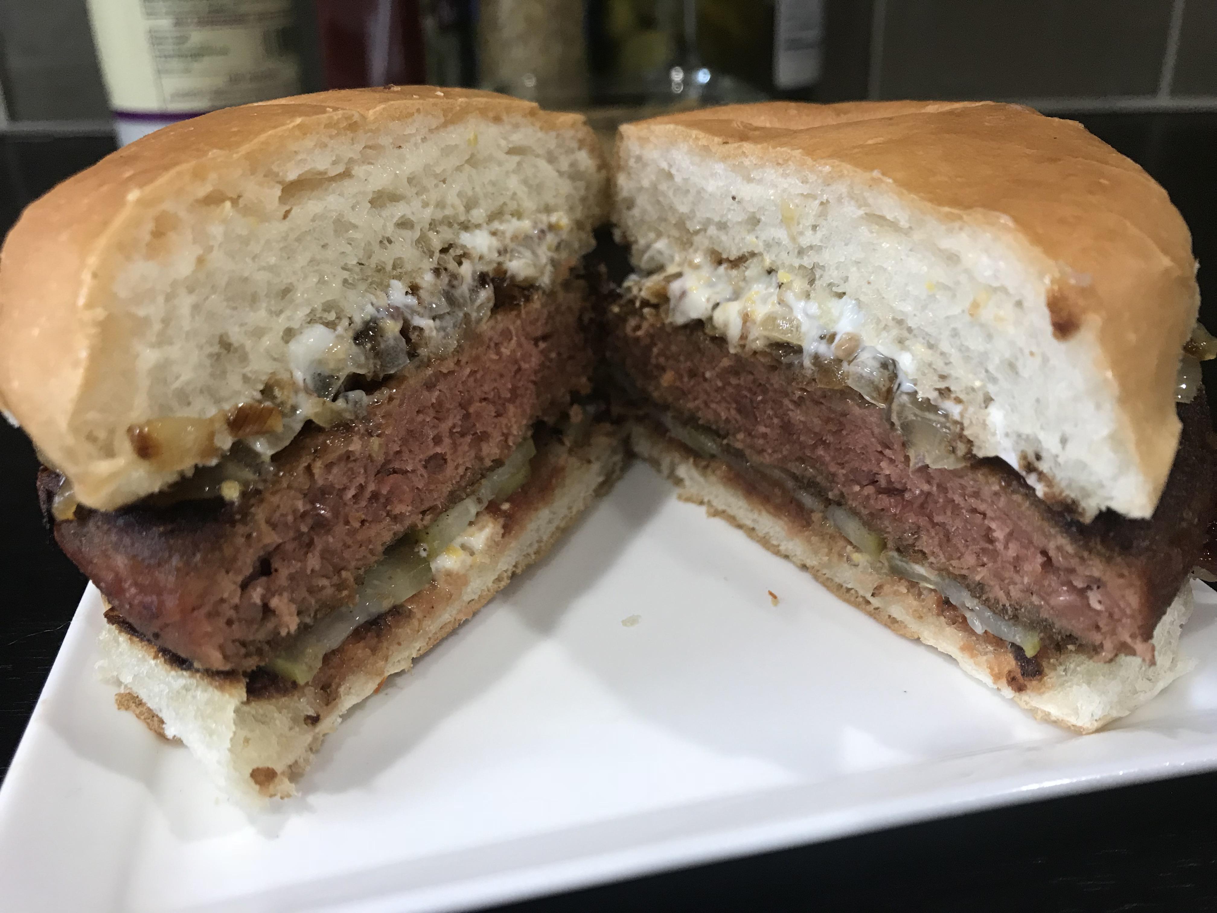 If you haven’t tried Beyond Meat burgers yet, you need to!! r/vegan