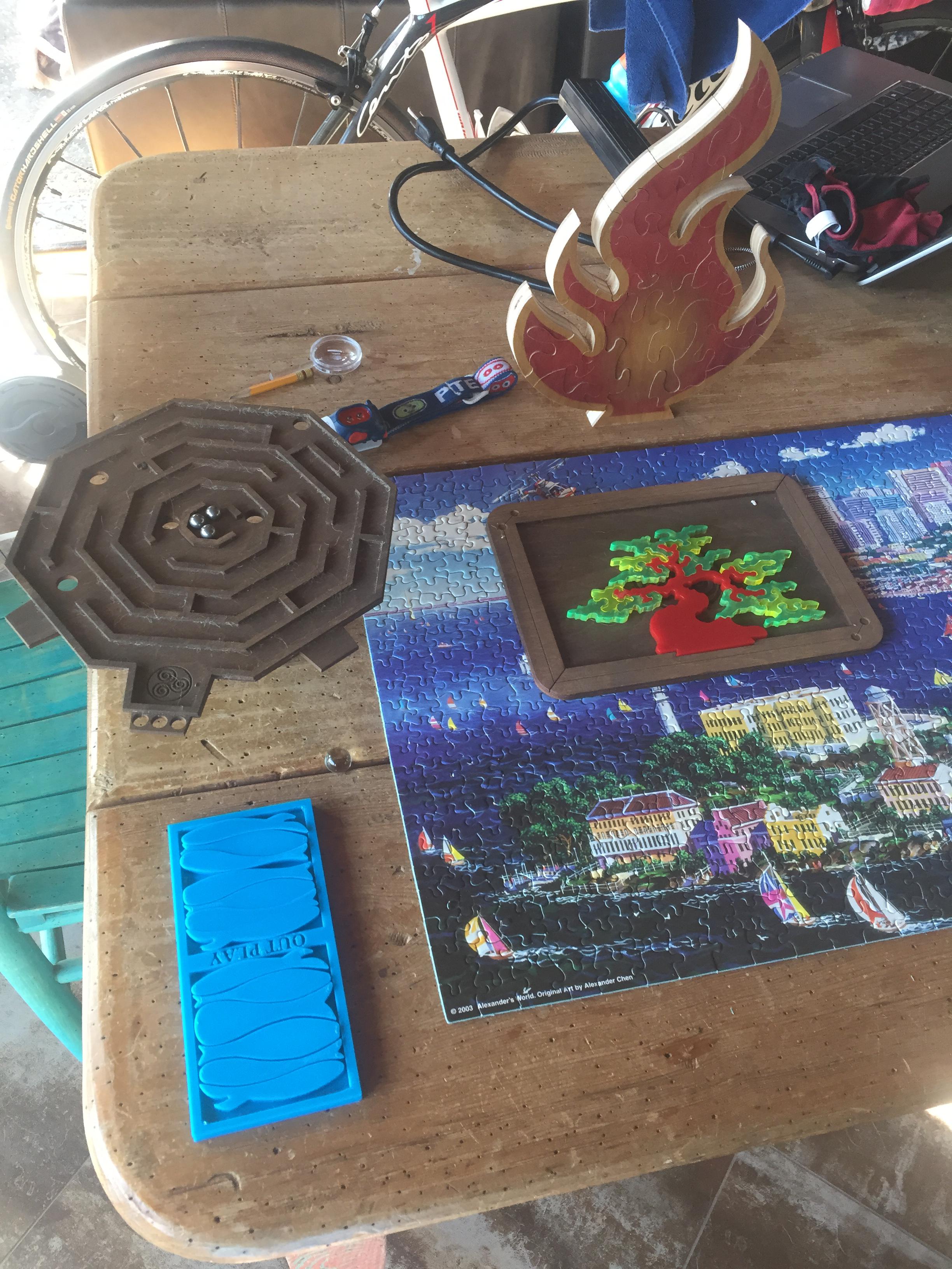 These Survivor puzzles and challenges made Christmas even better! r