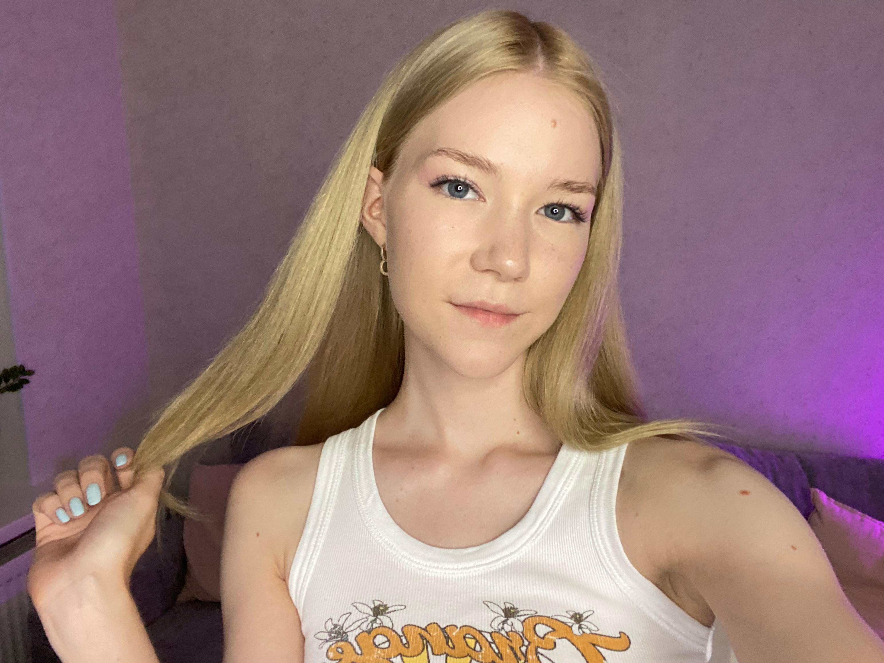 Good lil pale girl [Self] : palebeauties