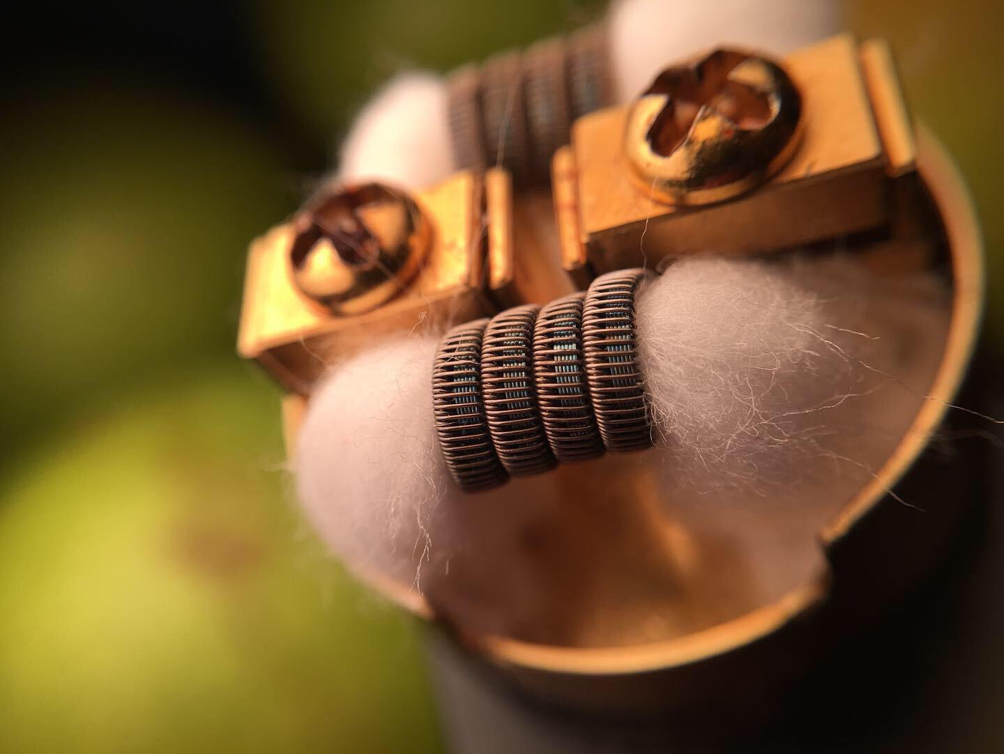 Freshly built coils & cotton is where it’s at! r/Coilporn