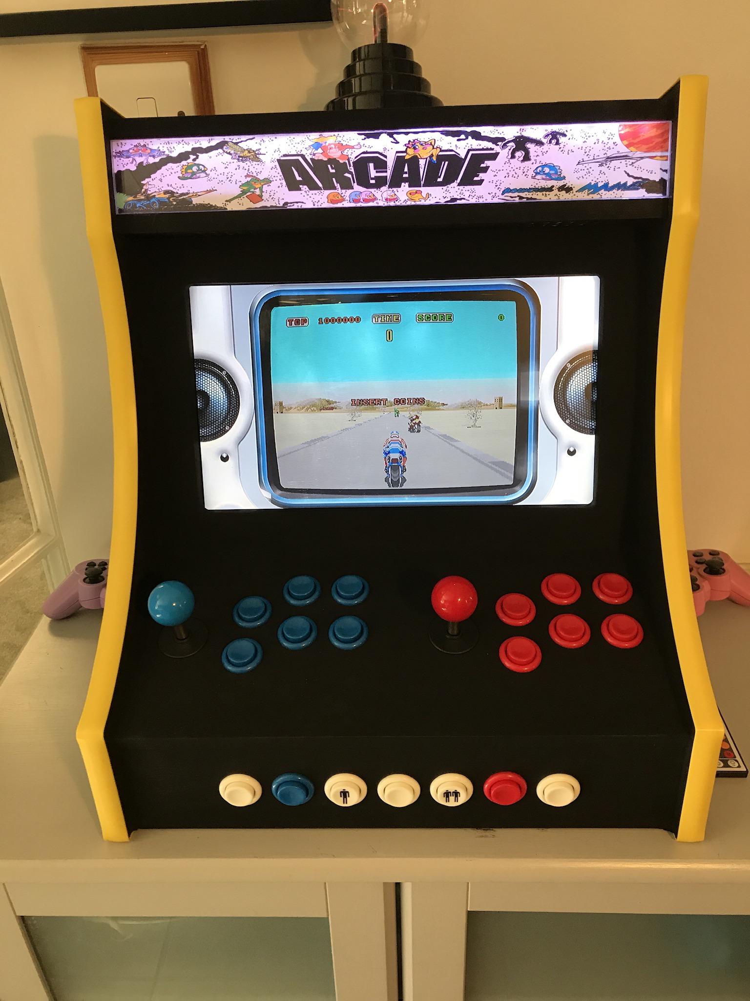 Made an arcade machine for the family during lockdown, 4 player
