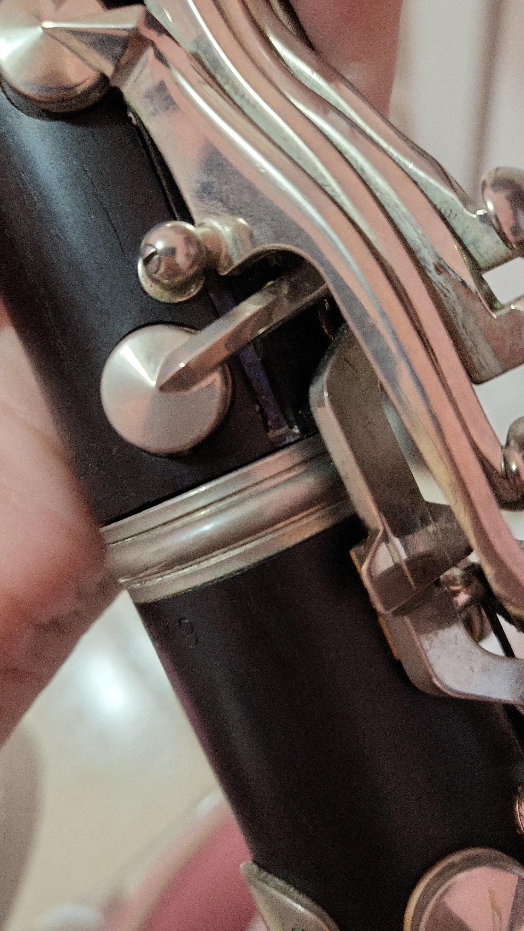 Is this crack fixable ?