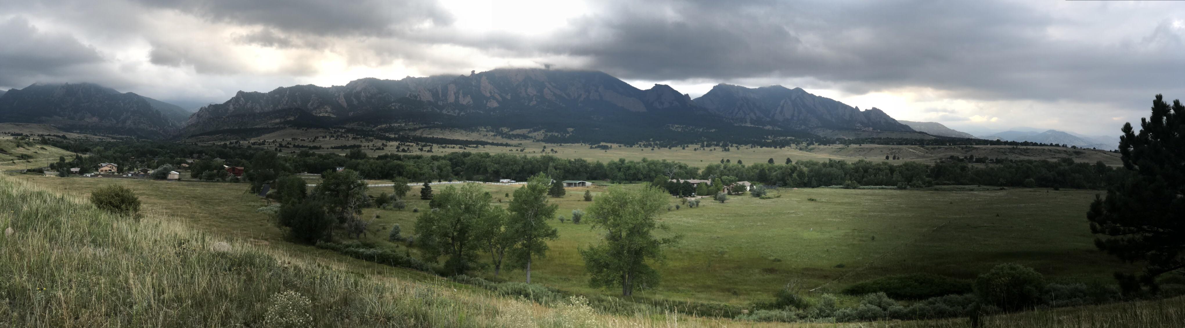 Taken just now at the Eldorado Springs Gas station r/boulder