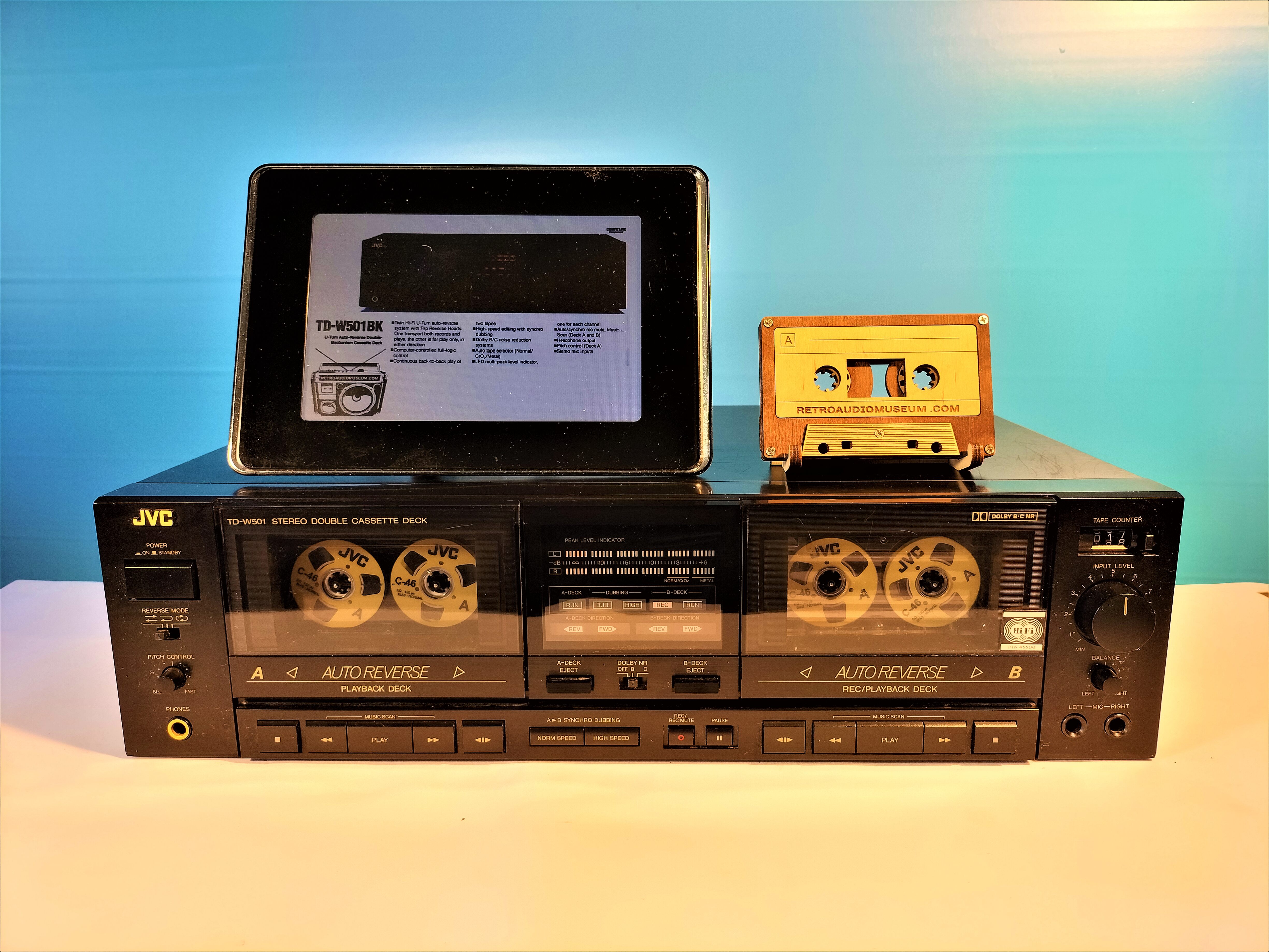 The JVC TDW501, builtin 1989 in Japan, offered a wide range of