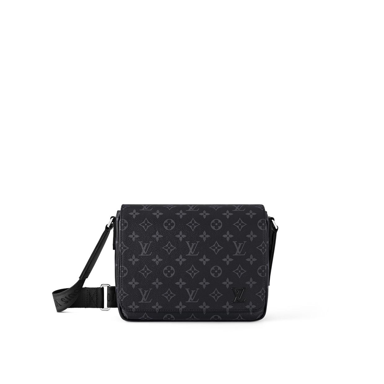 Anyone have a link for this louis vuitton district pm messenger bag r