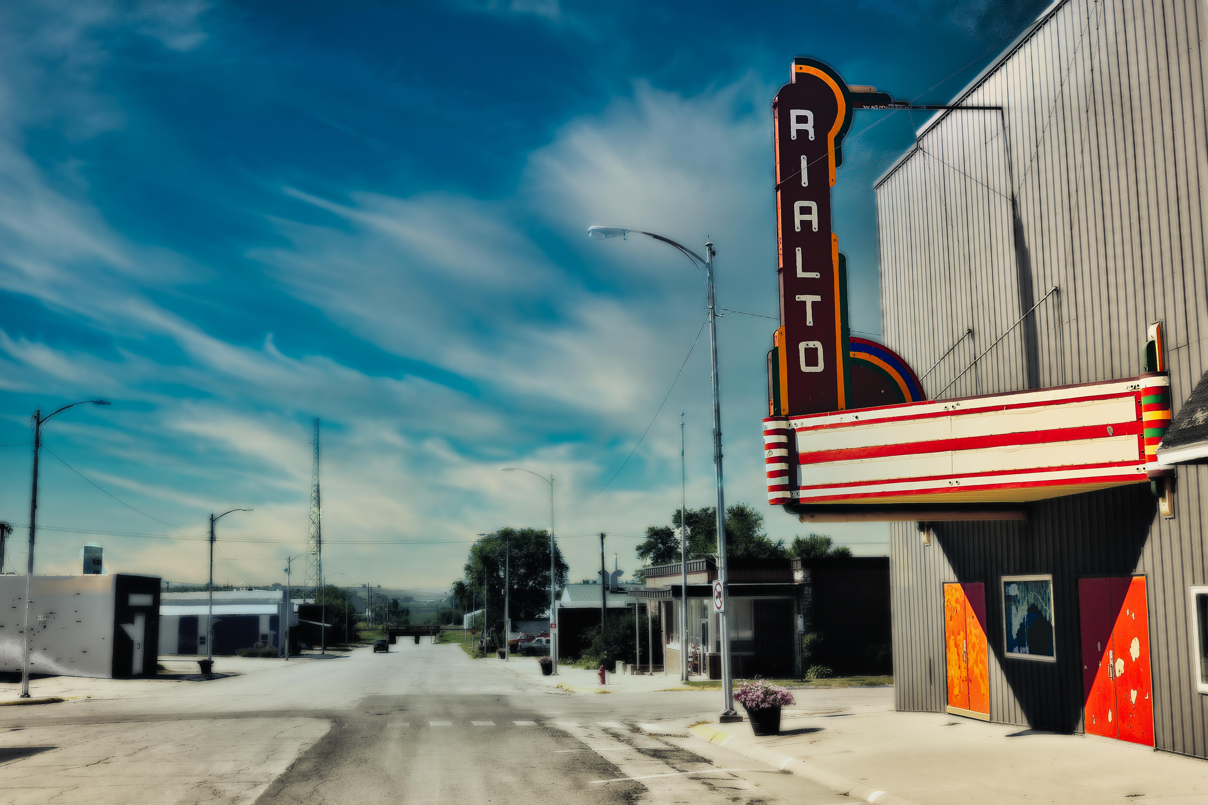 Leaving Villisca E3, 27mm. Villisca, Iowa r/fujifilm