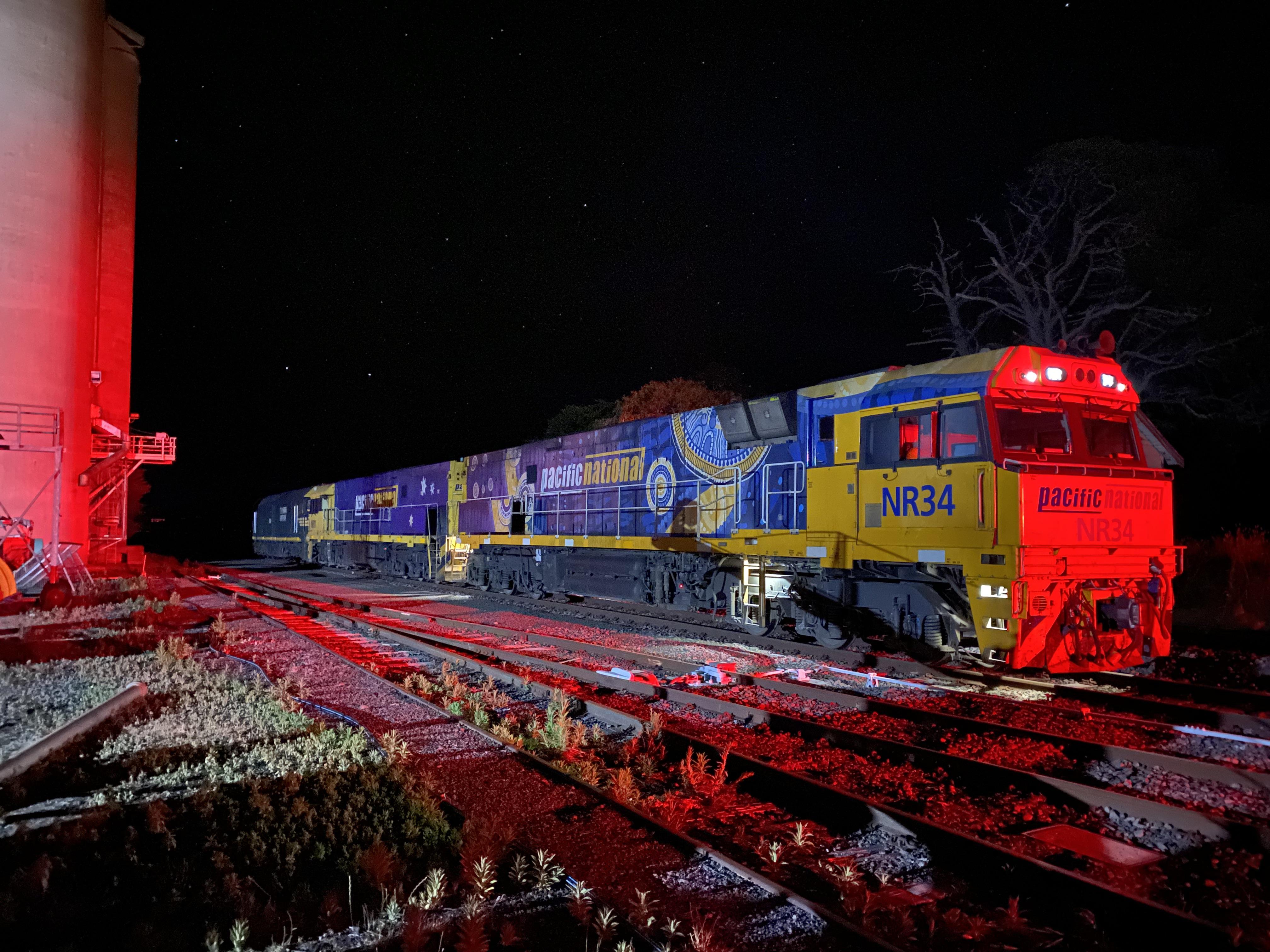 Pacific National Melbourne to Perth service in the loop for a cross at