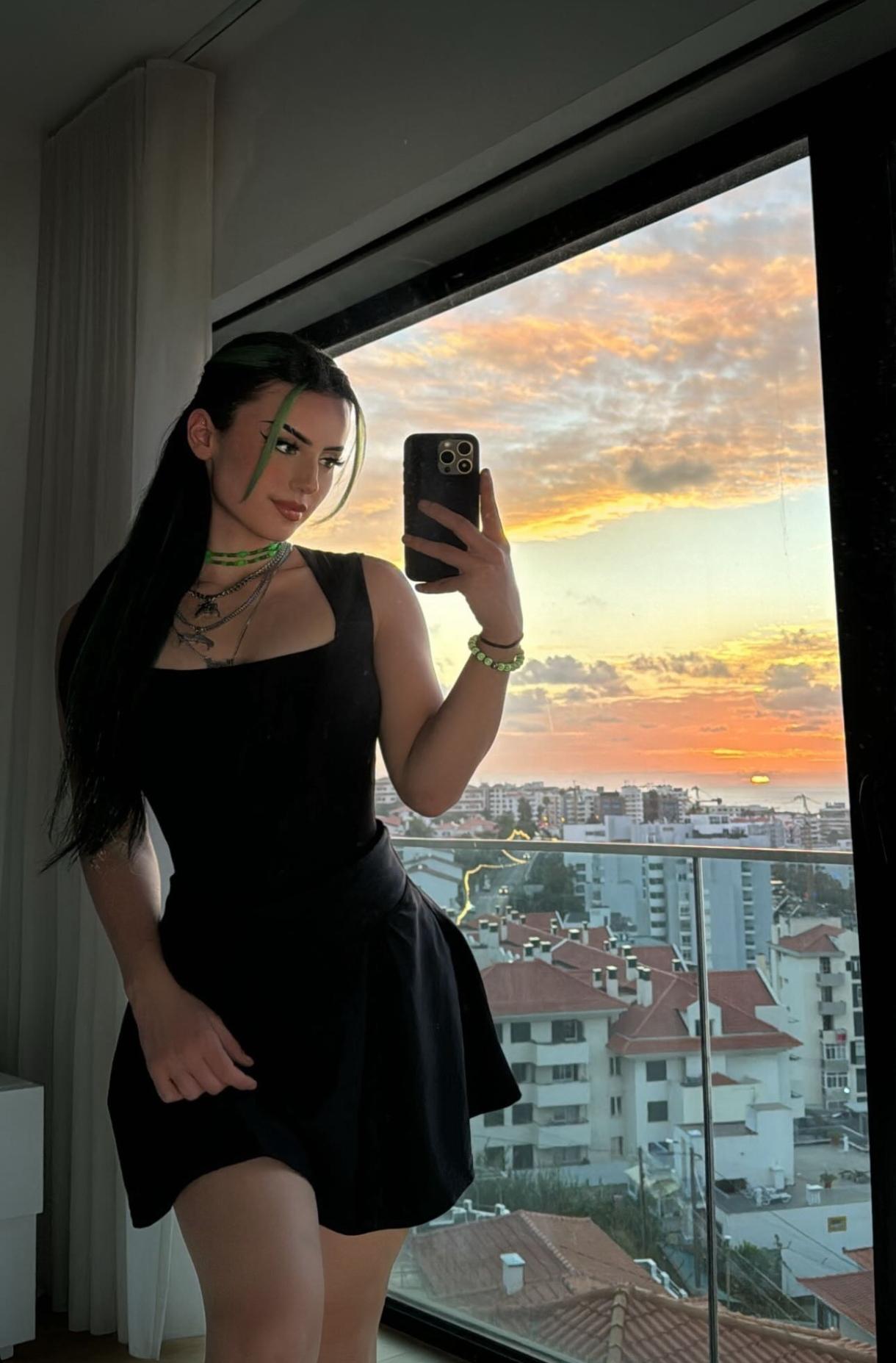 Dilaraa.s : InfluencerNSFW