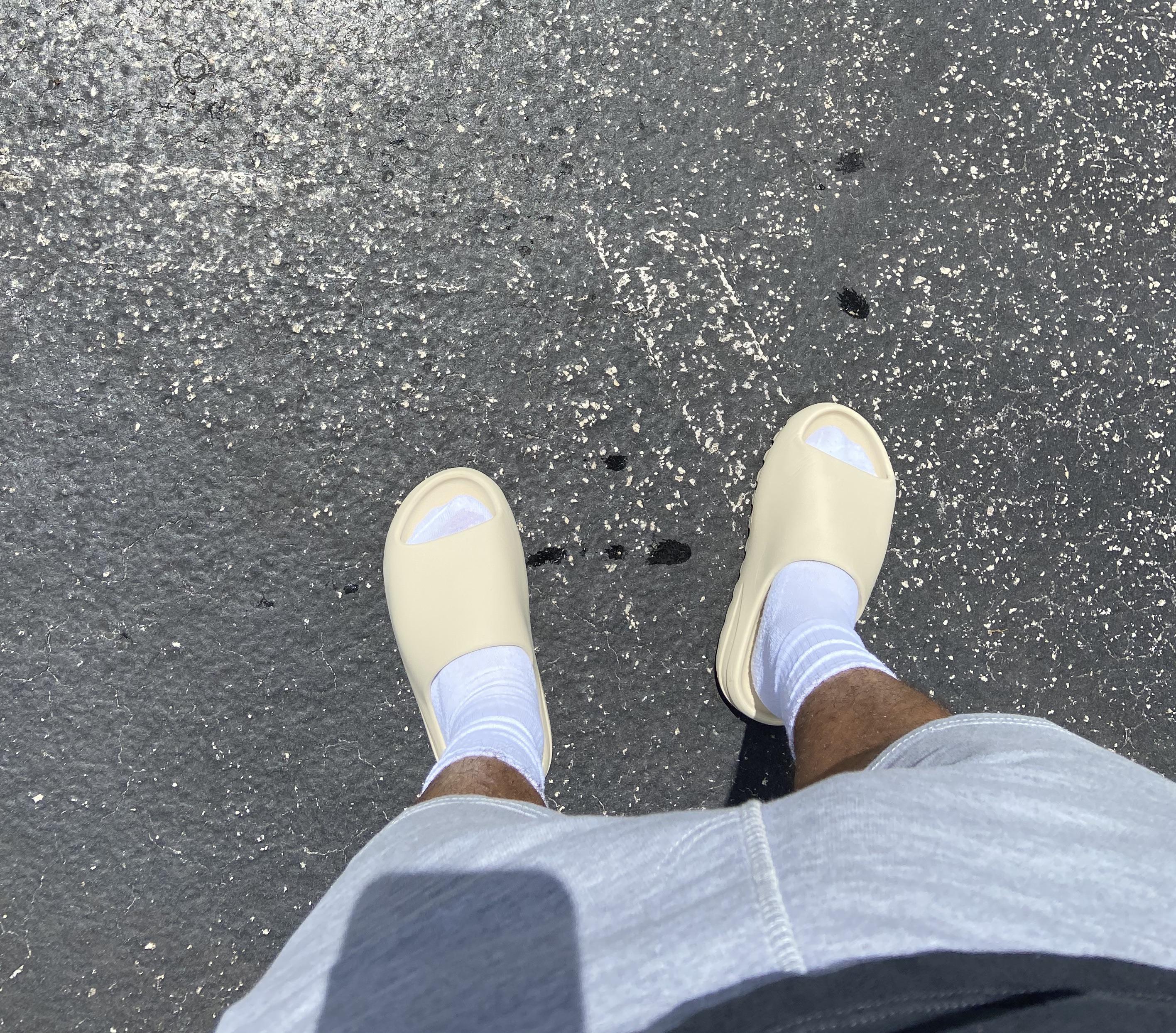 Couple of my friends call these “prison sandals 🤣 r/Sneakers