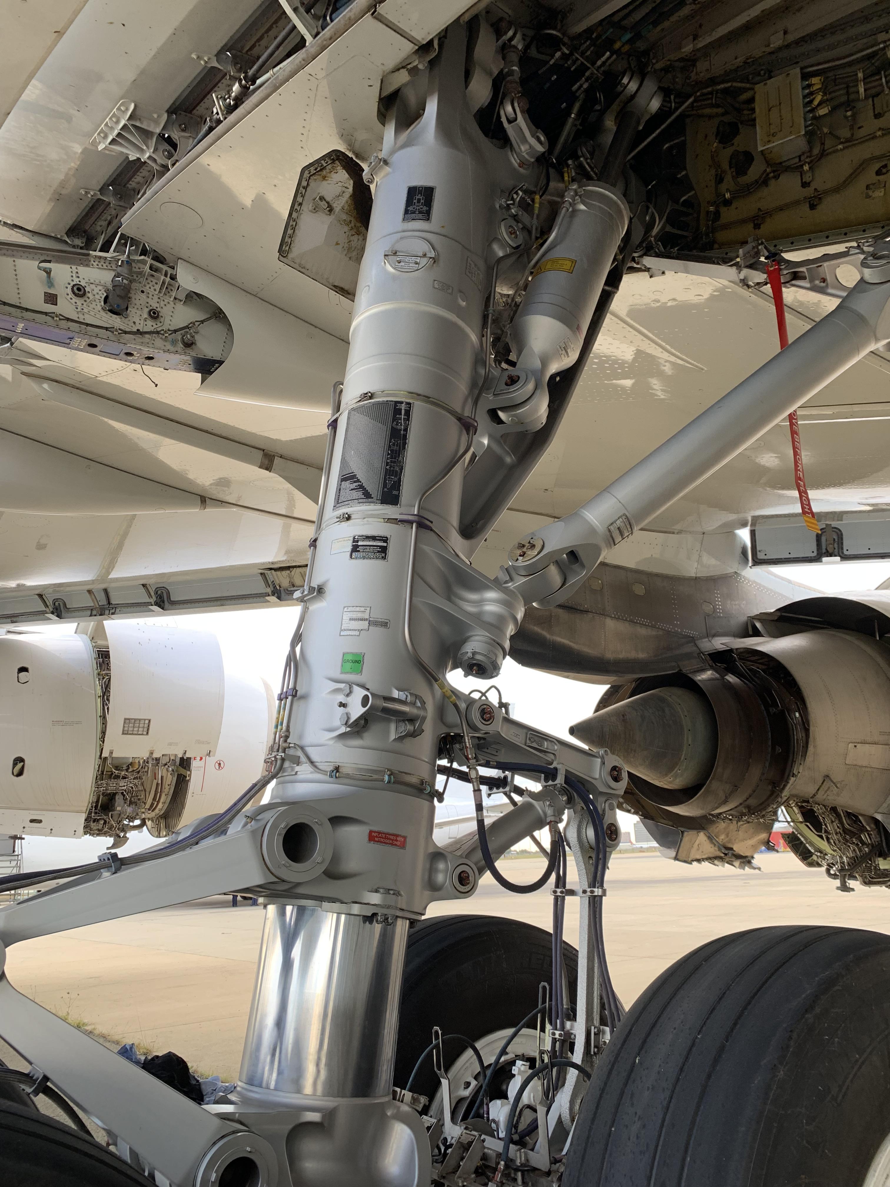 A340 landing gear r/aviation