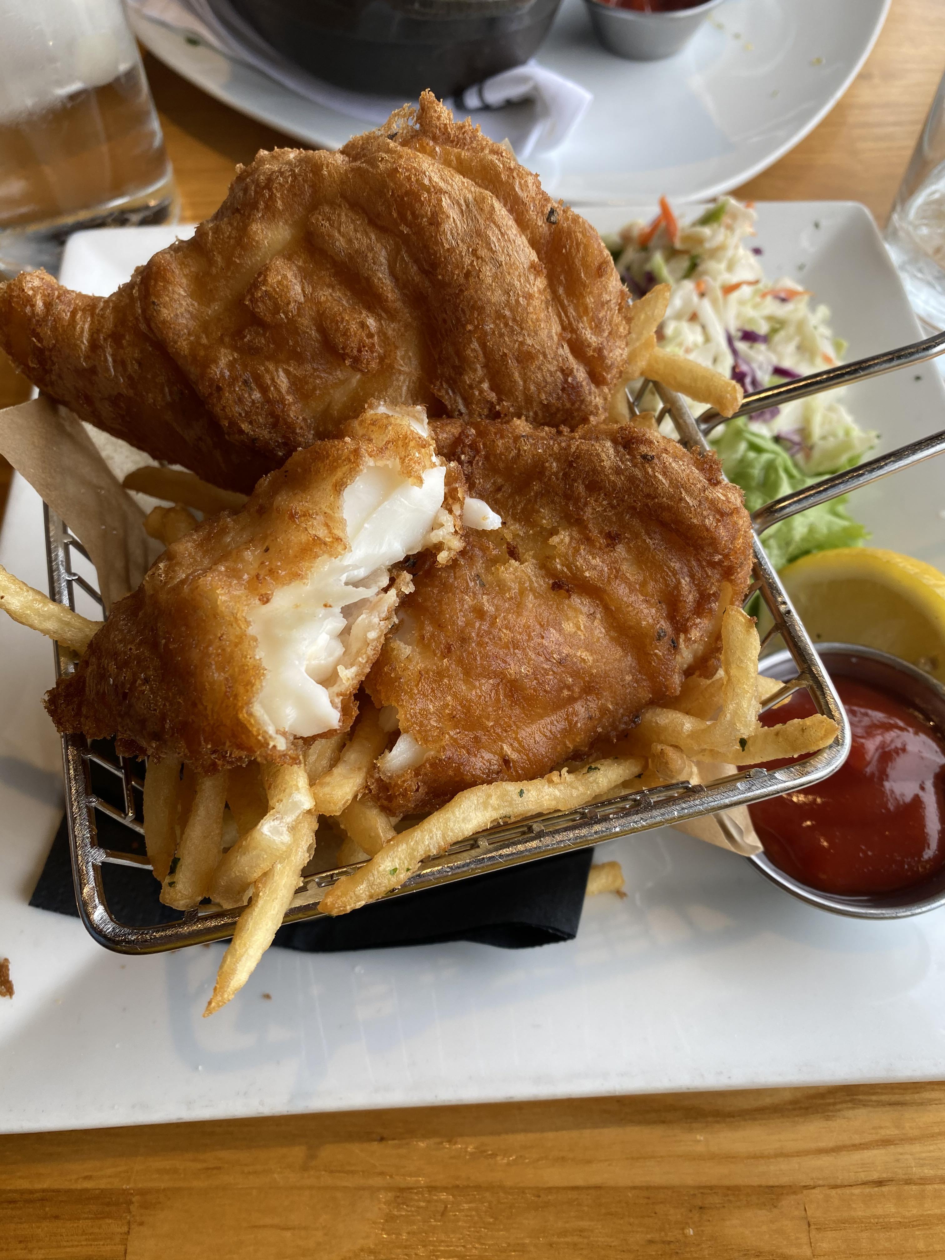 Halibut fish and chips r/FoodPorn