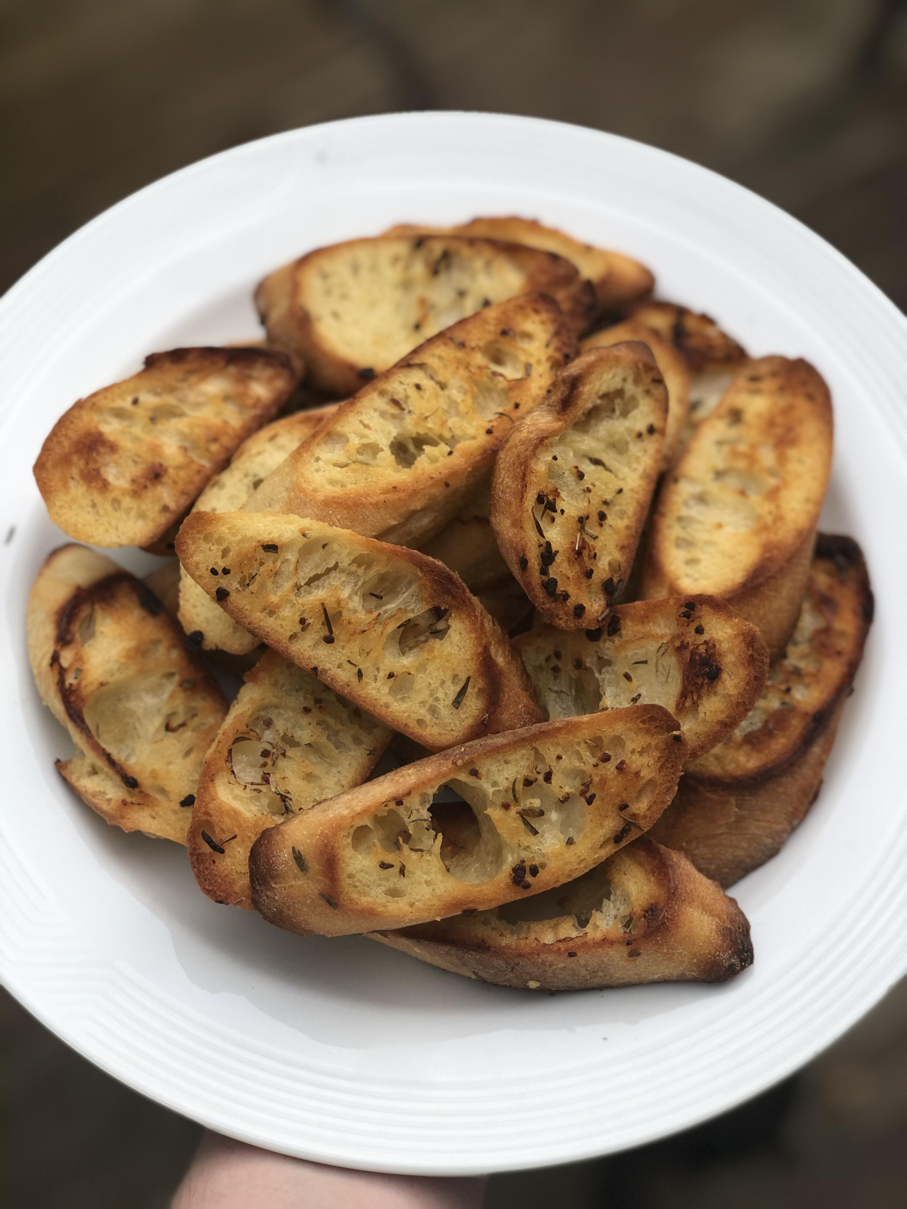 [I made] garlic bread crisps r/dinner