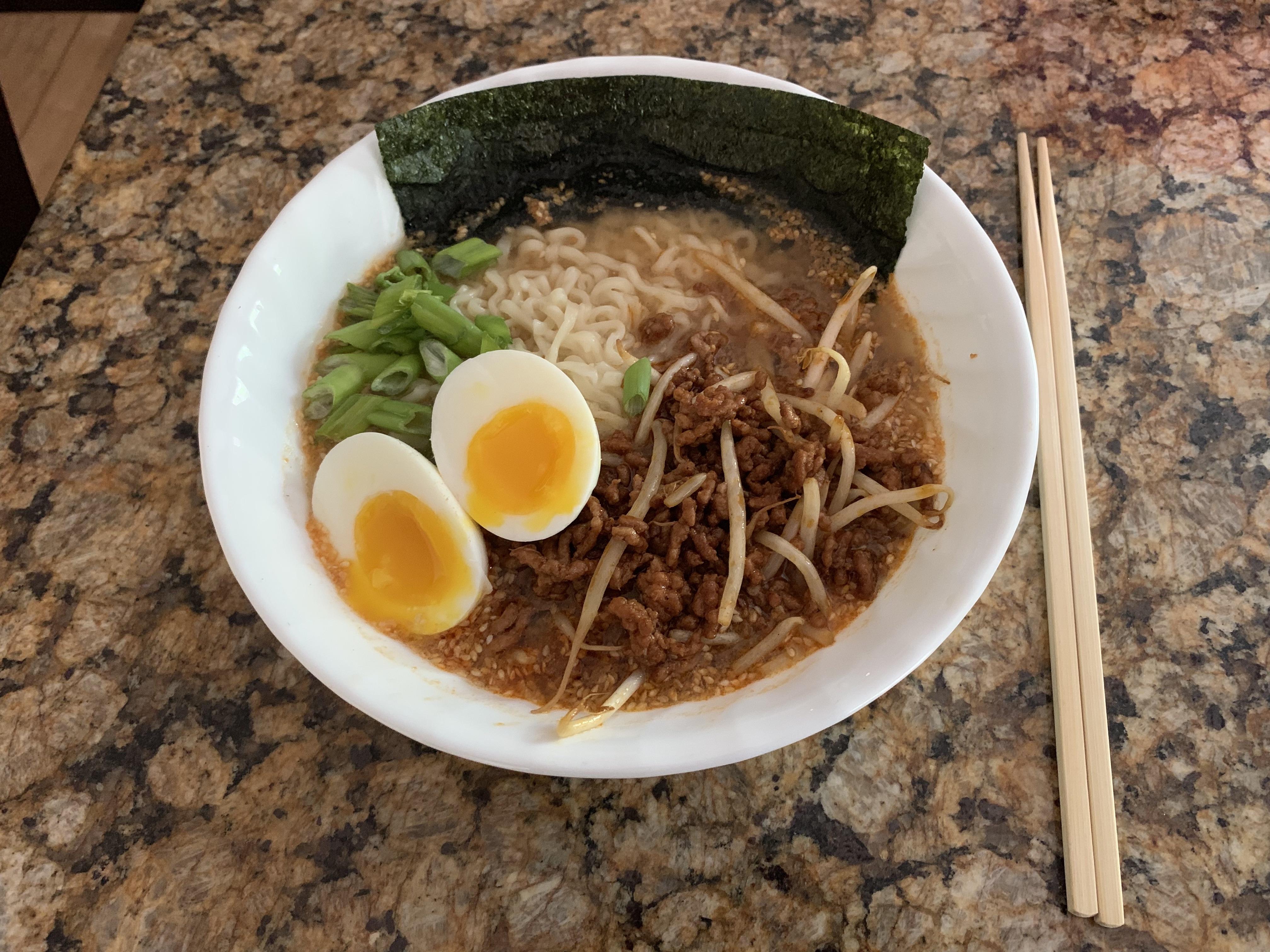 [Homemade] Miso Ramen with pork, bean sprouts, scallions, and an egg