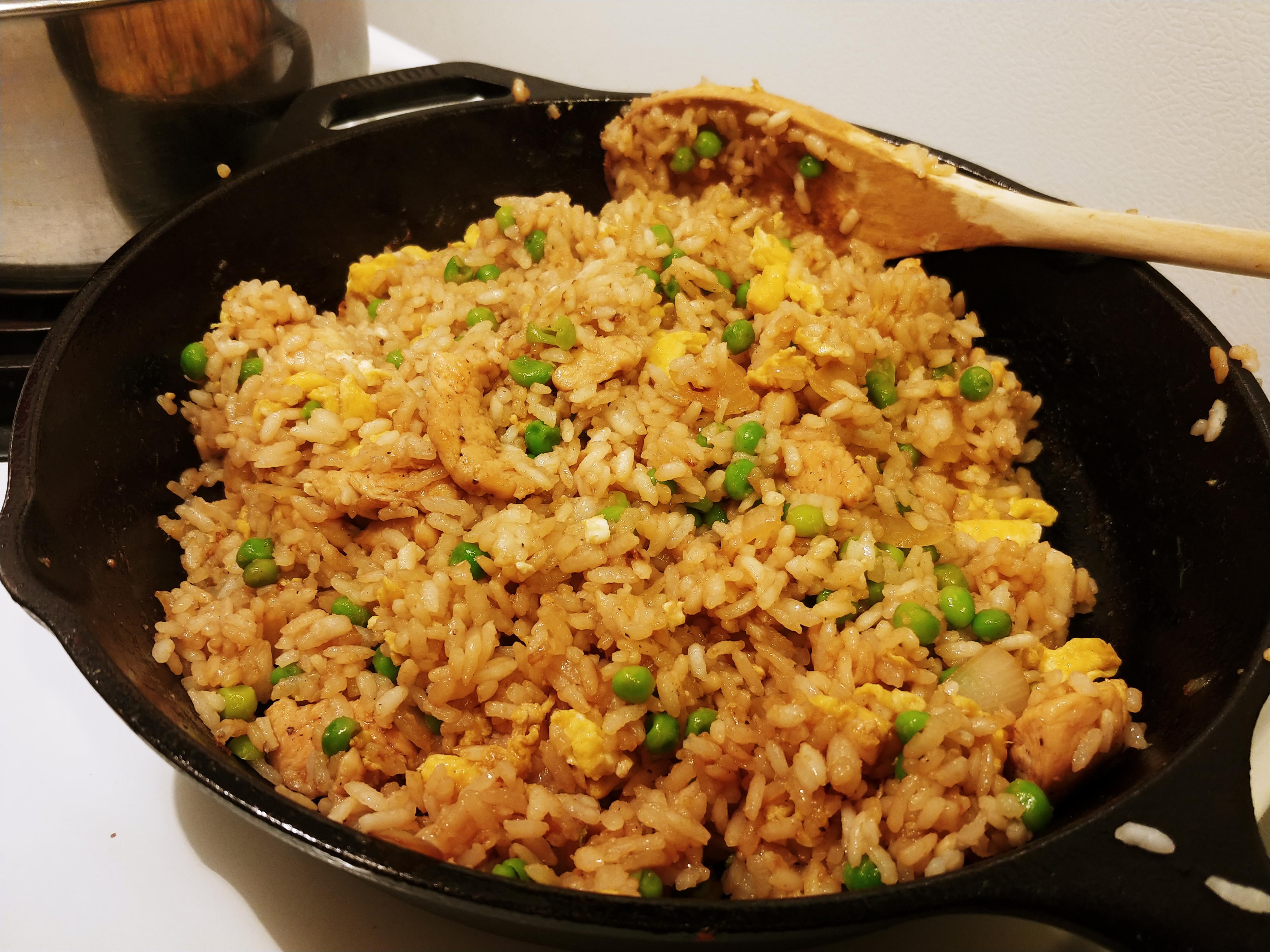 Chicken Fried Rice in Cast Iron. Fuiyoh or Haiyah? r/UncleRoger