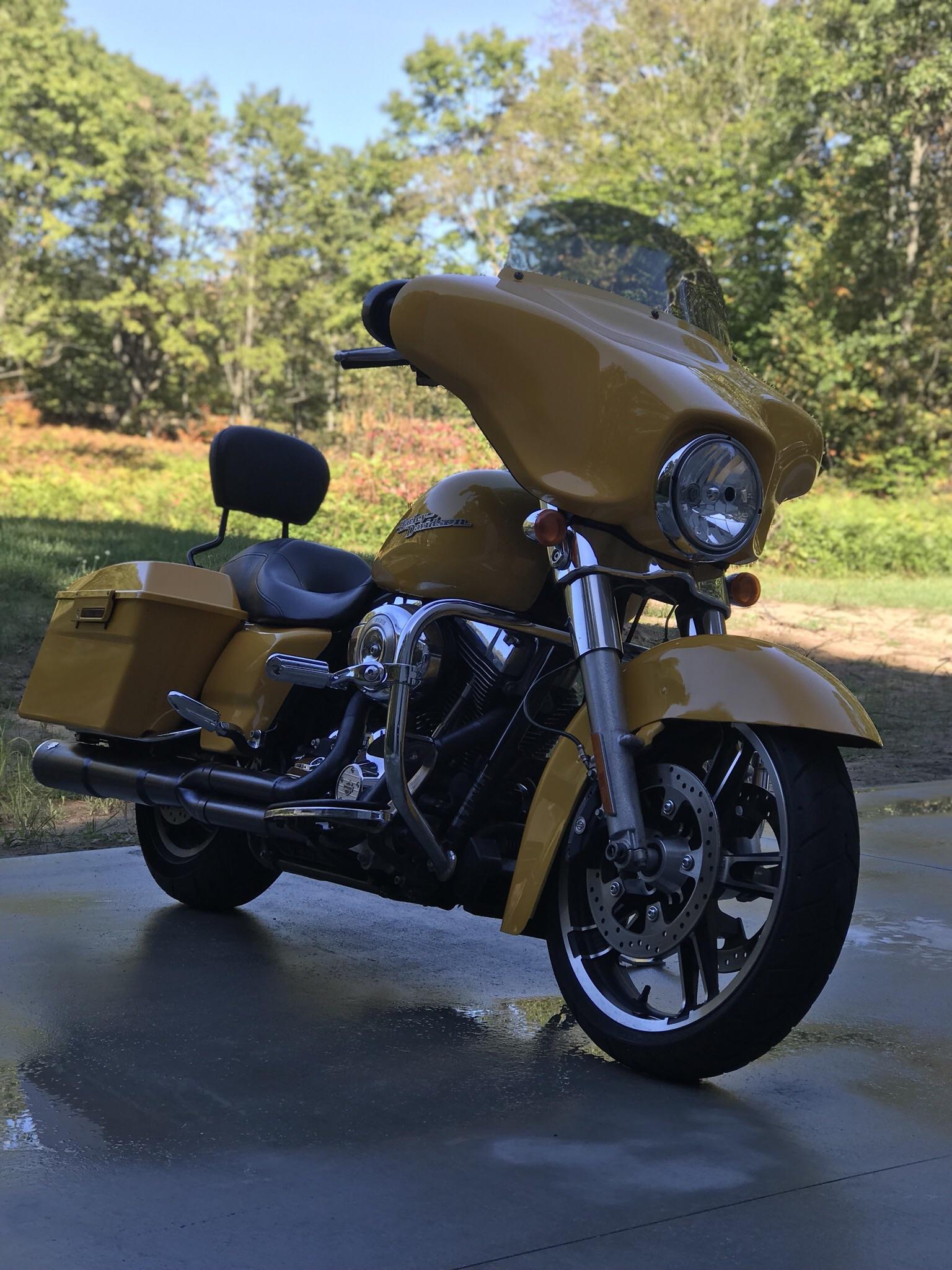 Upgraded from a ‘98 Shadow 1100 to this beauty. ‘13 Street Glide in