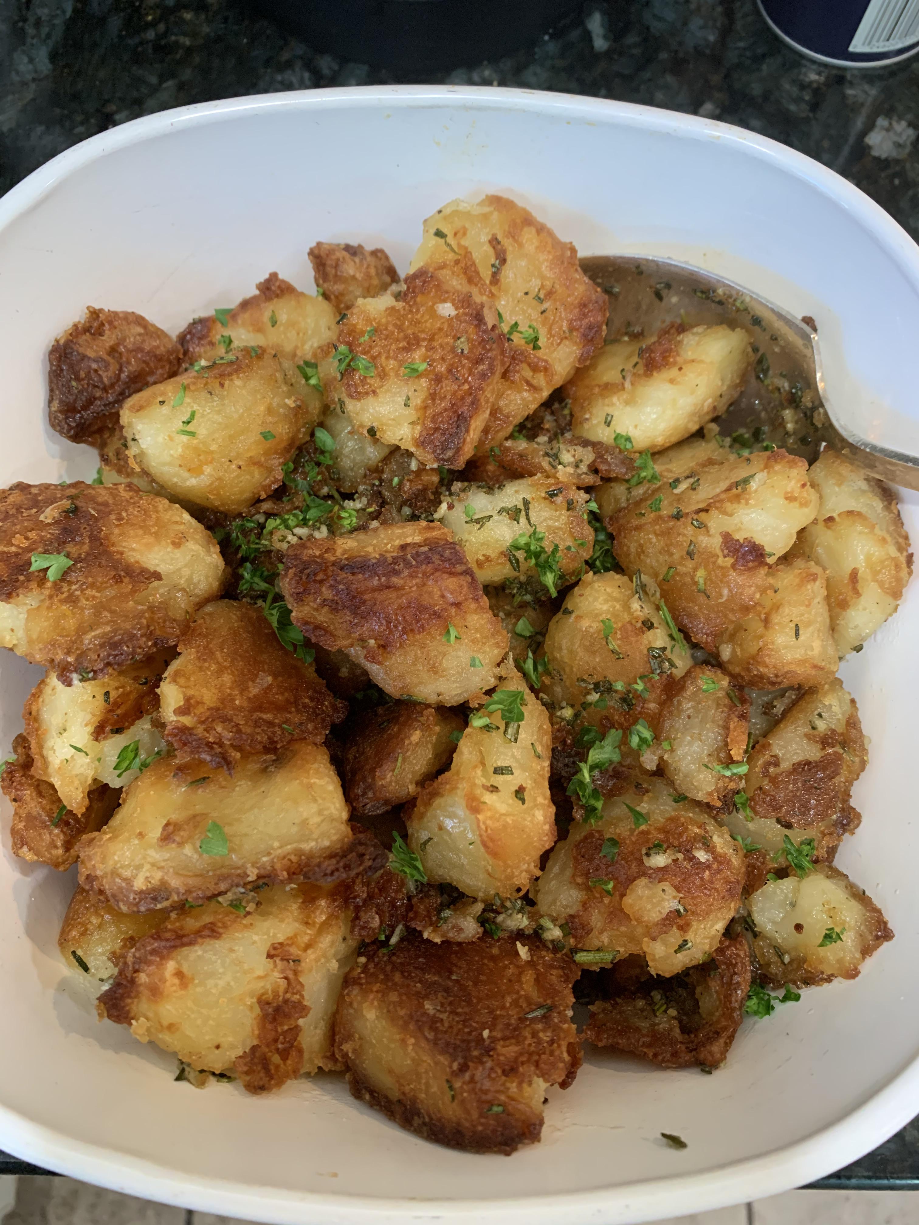 J. Kenji LopezAlt’s Best Crispy Roast Potatoes! r/seriouseats