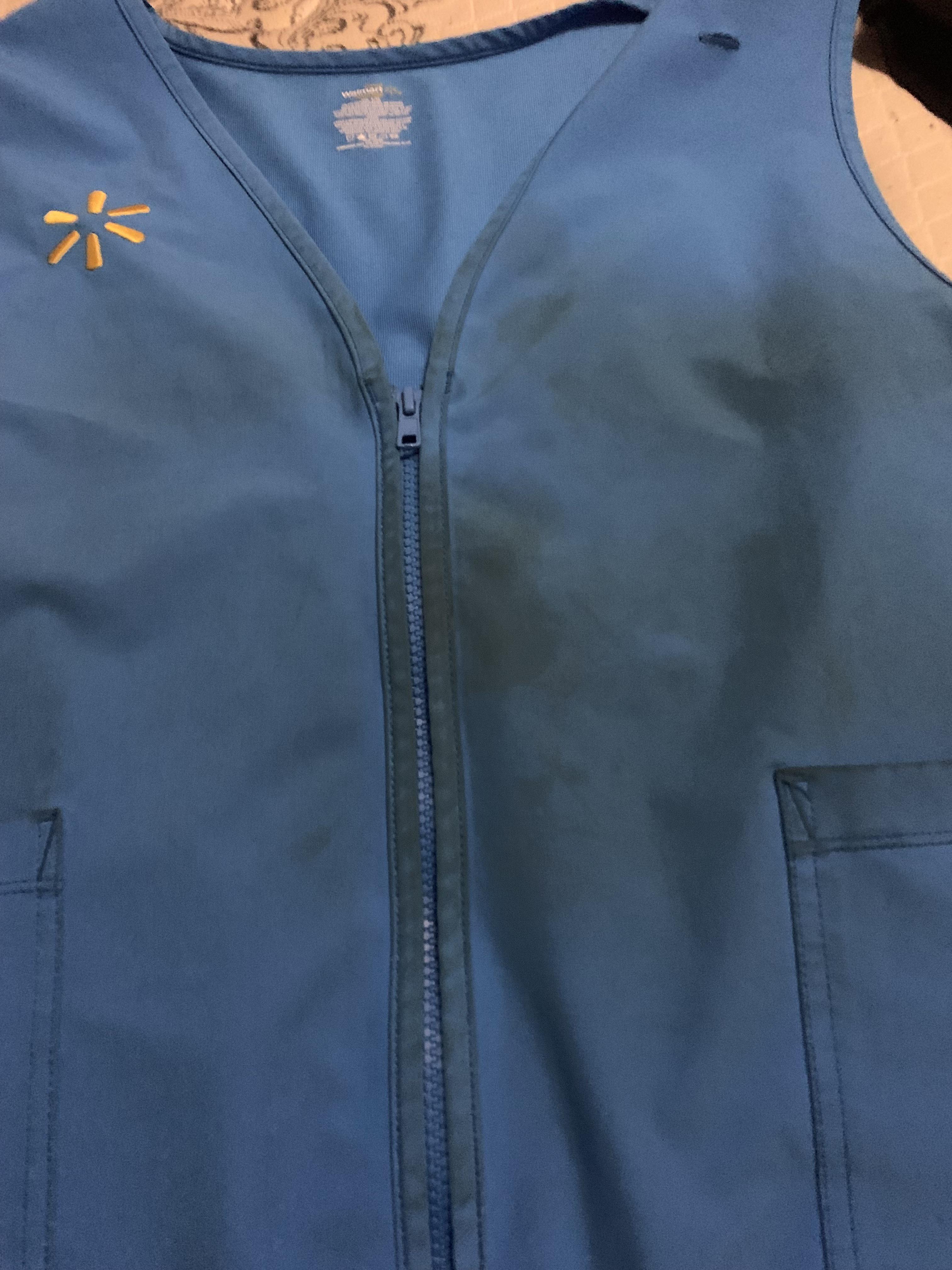 Fresh out of the washer. Any one else have the issue? The newer vest