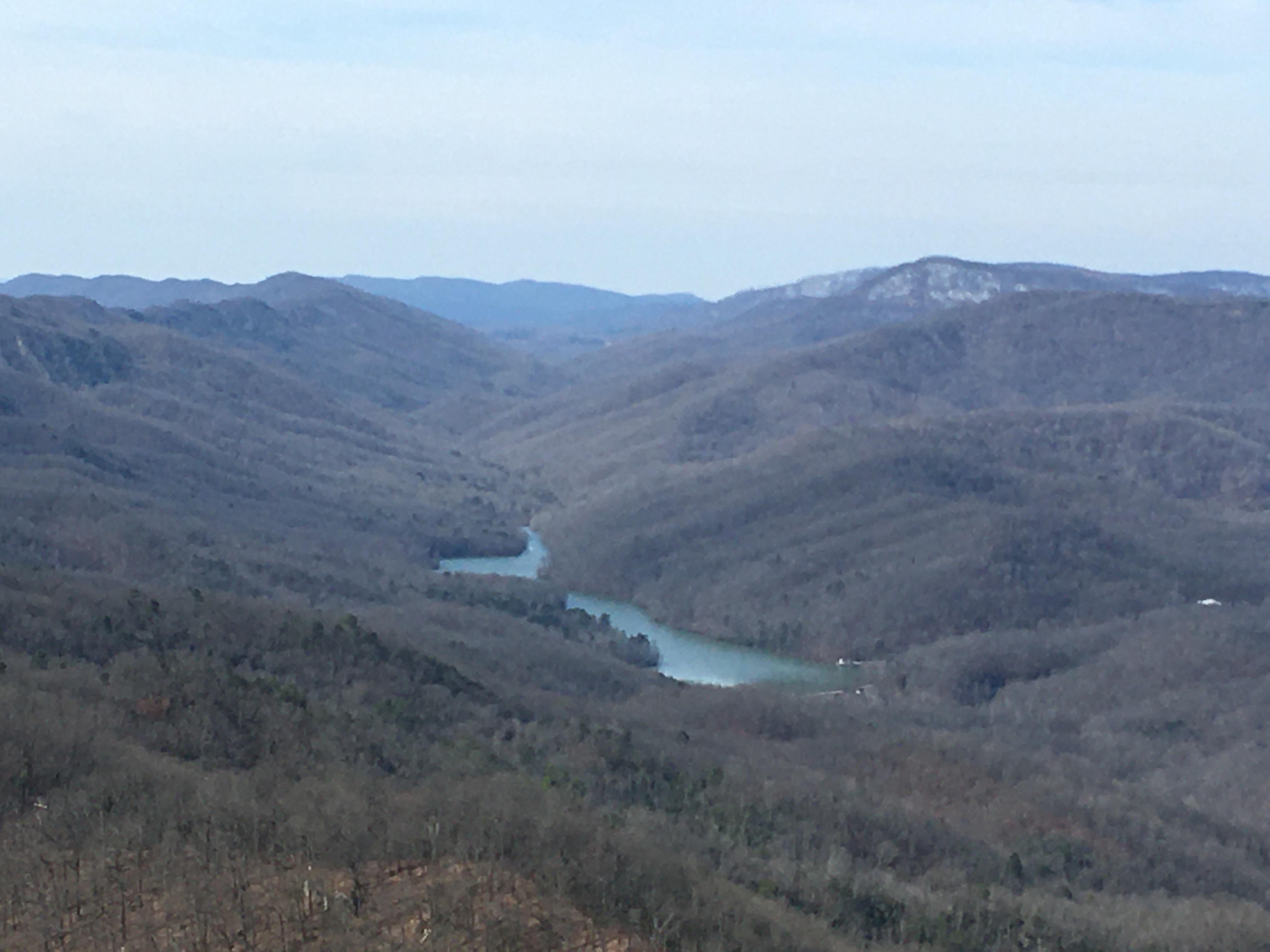 Cumberland Gap National Park View from Pinnacle Lookout r/Kentucky