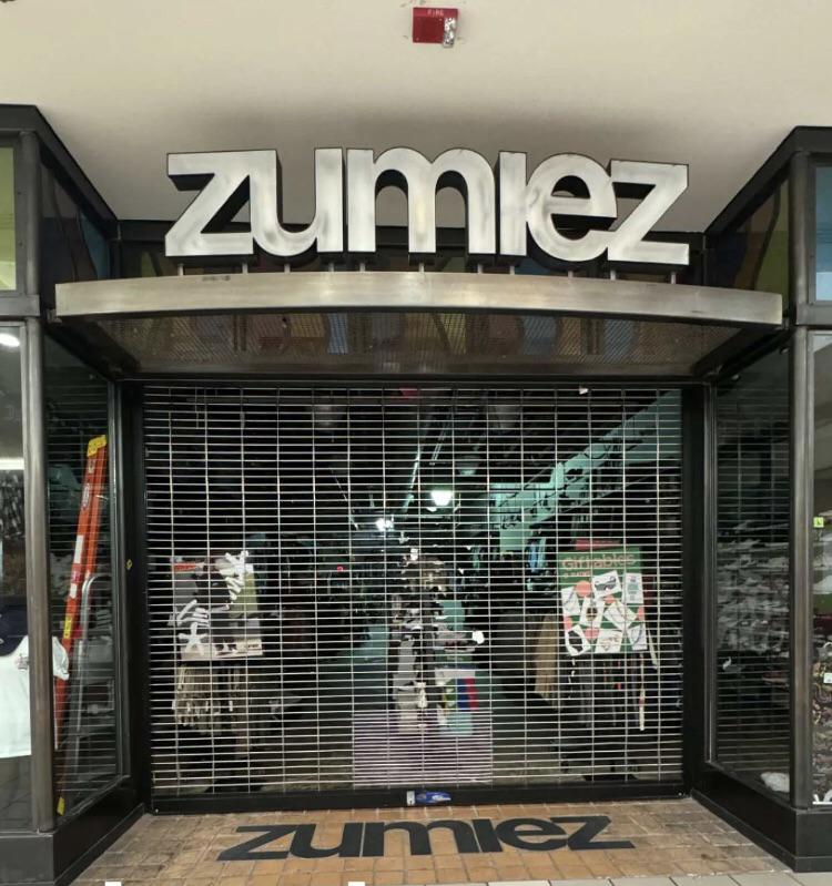 Zumiez at the Meriden Mall has closed. There has got to be more vacant