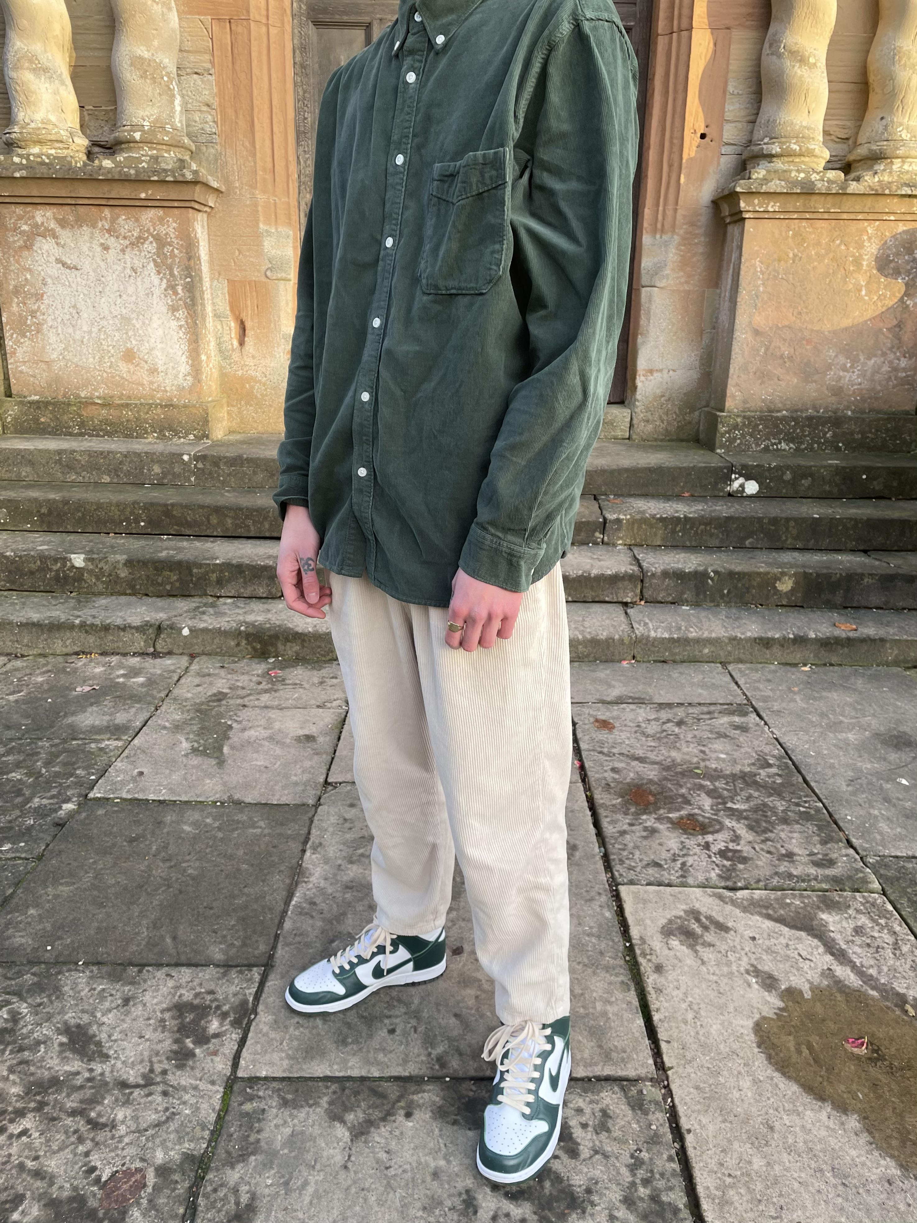 Coordinating corduroy with some spartan green dunks today! IGthisisaeran r/SneakerFits