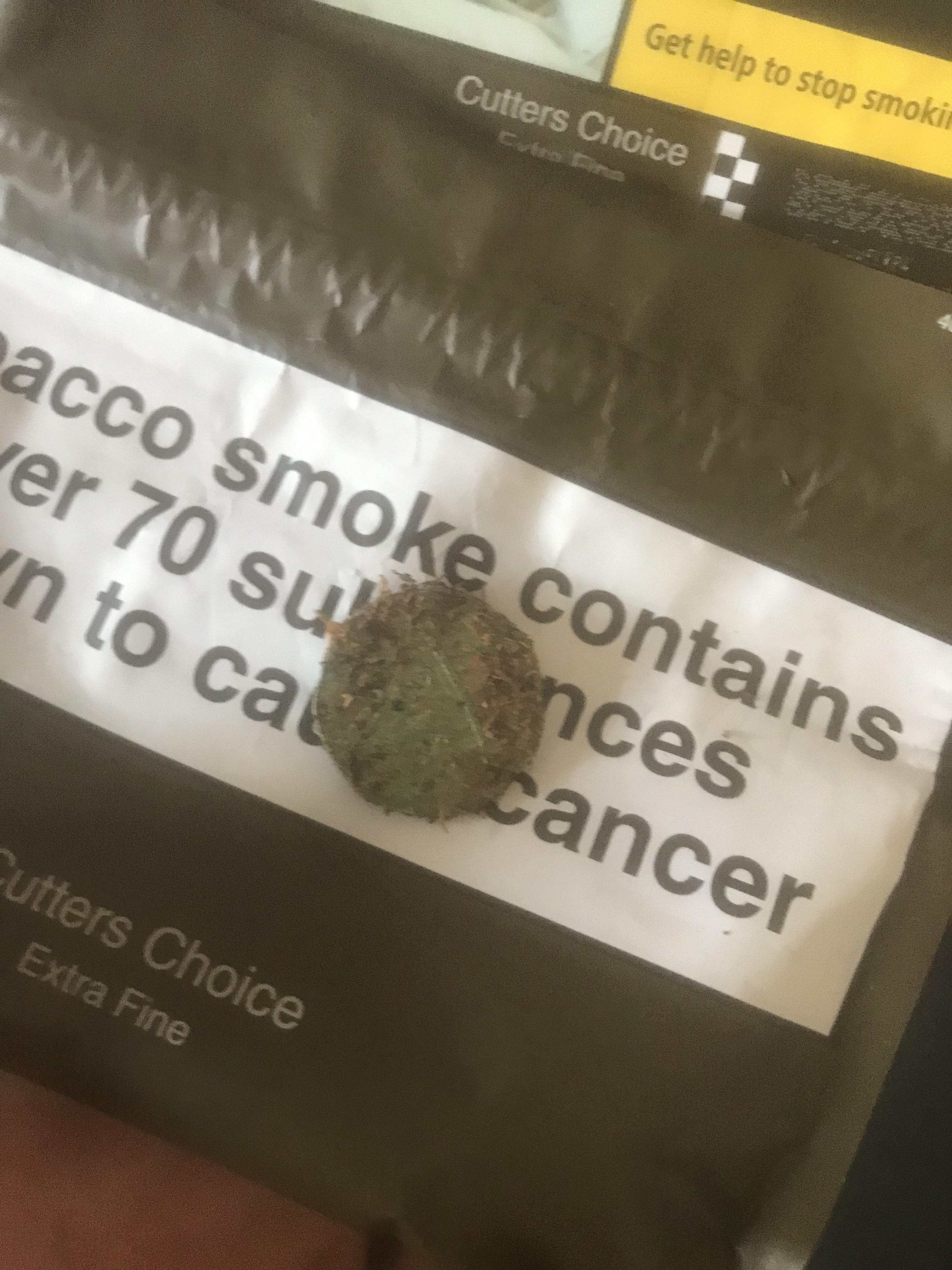 I just found a random 20p in my tobacco pouch r/mildlyinteresting