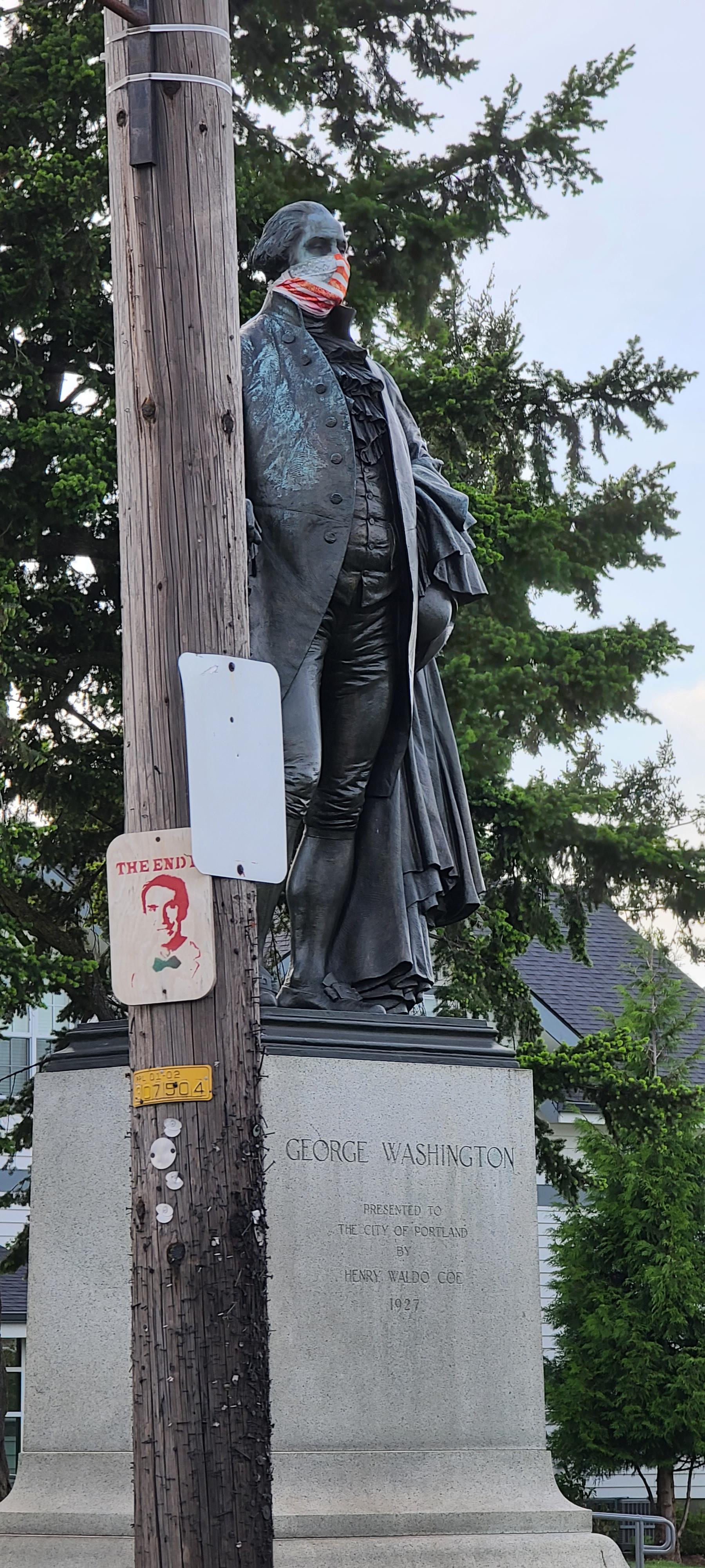 Washington Statue r/Portland