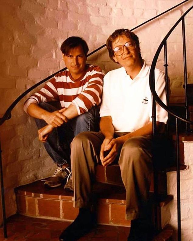 Steve Jobs and Bill Gates in 1991; successful but with bigger successes