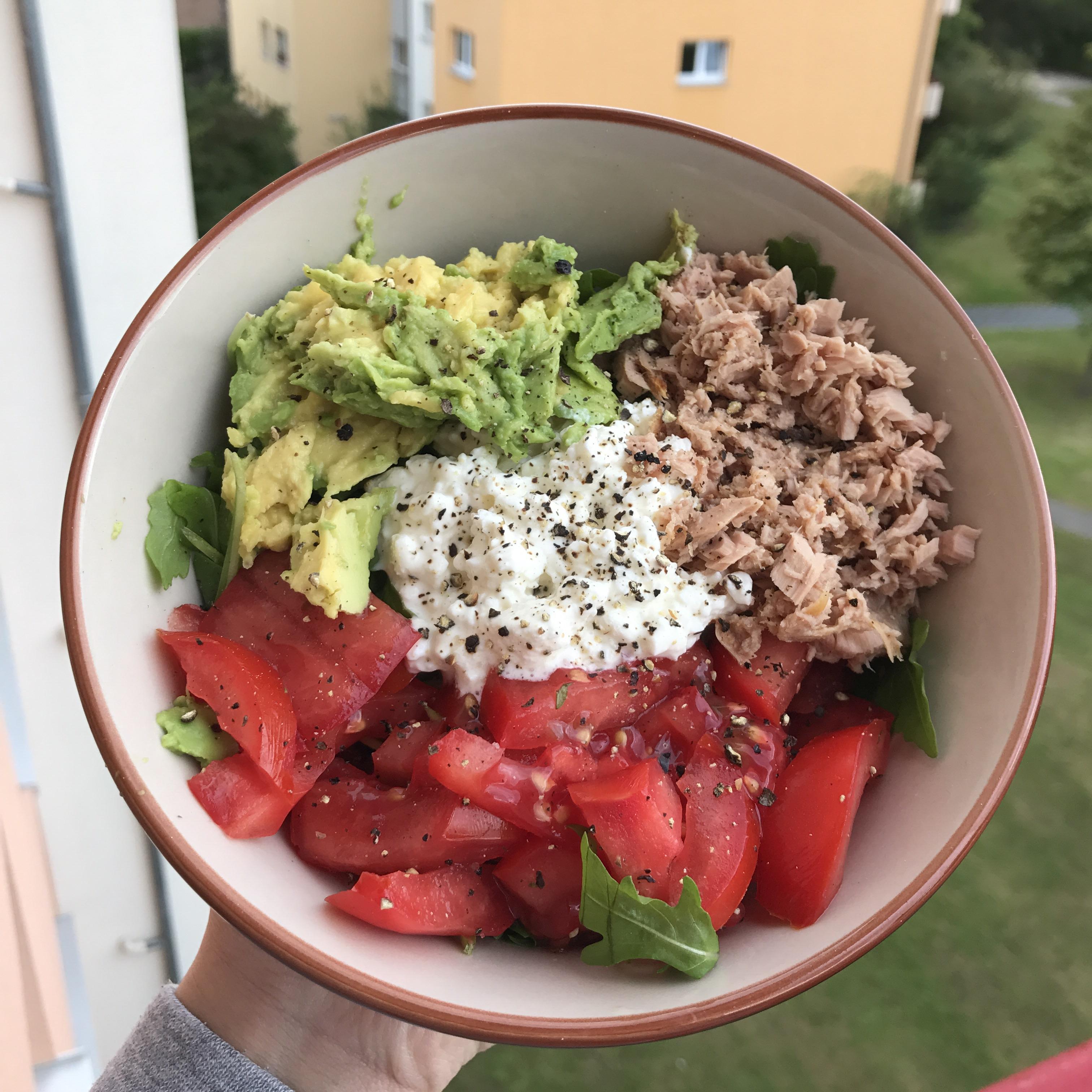 My dinner 300kcal salad including tuna, avocado and cottage cheese on