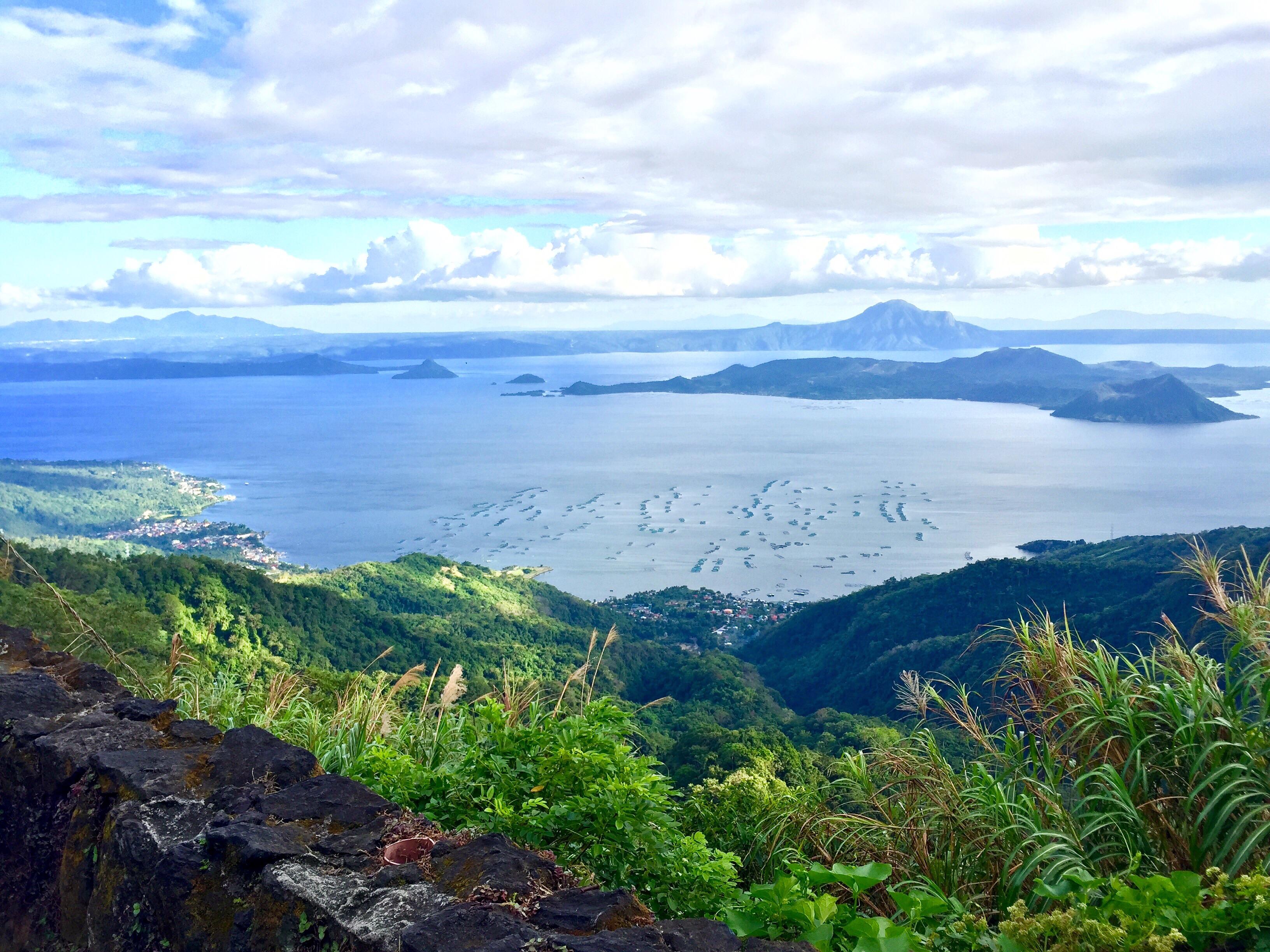 Taal Volcano, Tagaytay (OC) r/Philippines