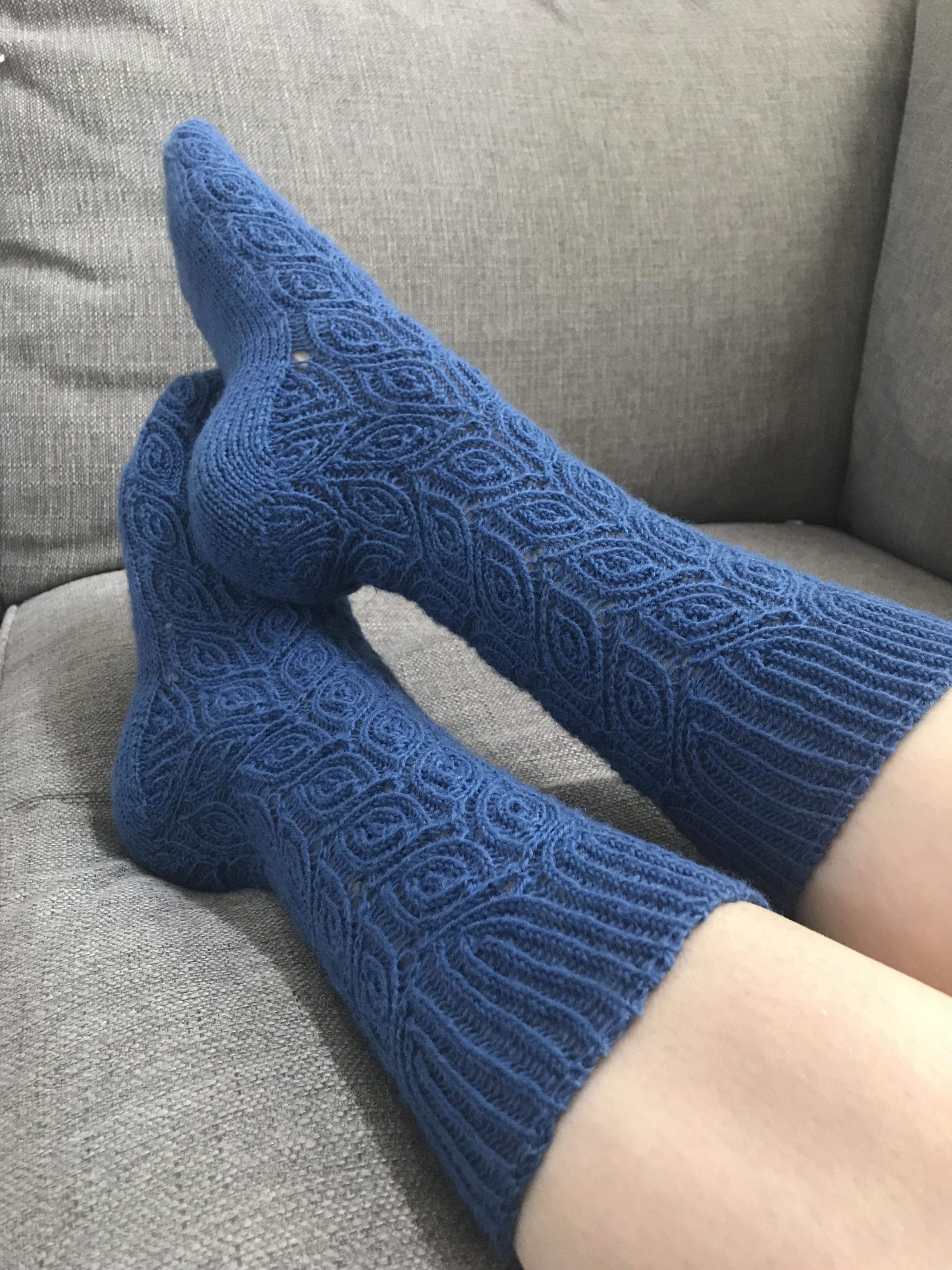 ‘Semki’ socks finished. Worst bind off instructions ever, but they’re