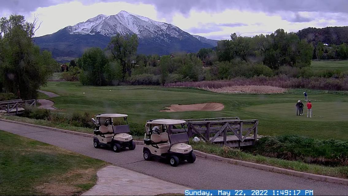 Here's a nice course in Carbondale, Colorado RVR golf