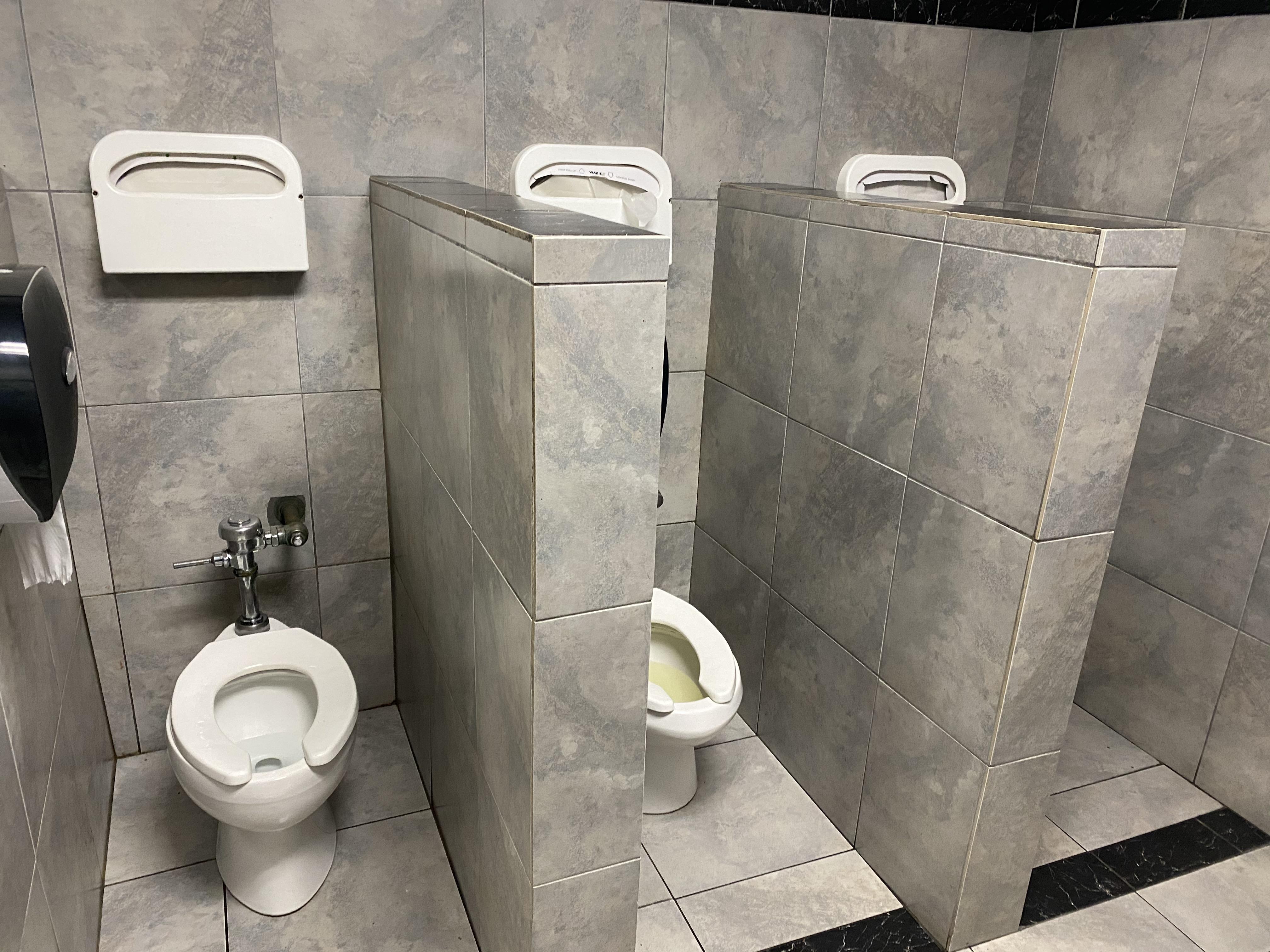 This bathroom stall setup at a roller rink I went to. (The girls